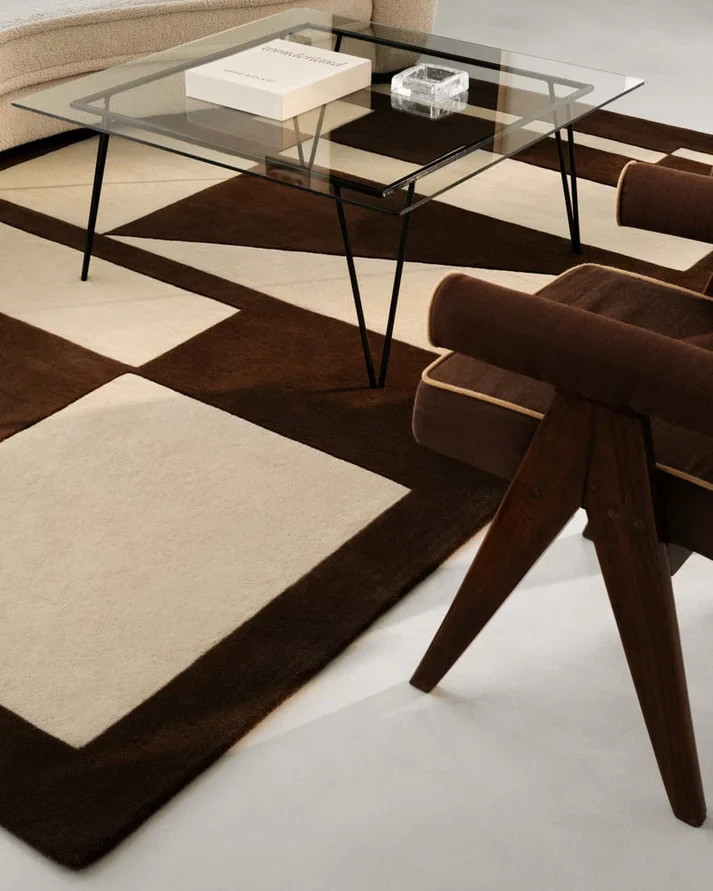 NZ Wool Hand Tufted Rug a luxurious 8mm to 10mm pile height, offering