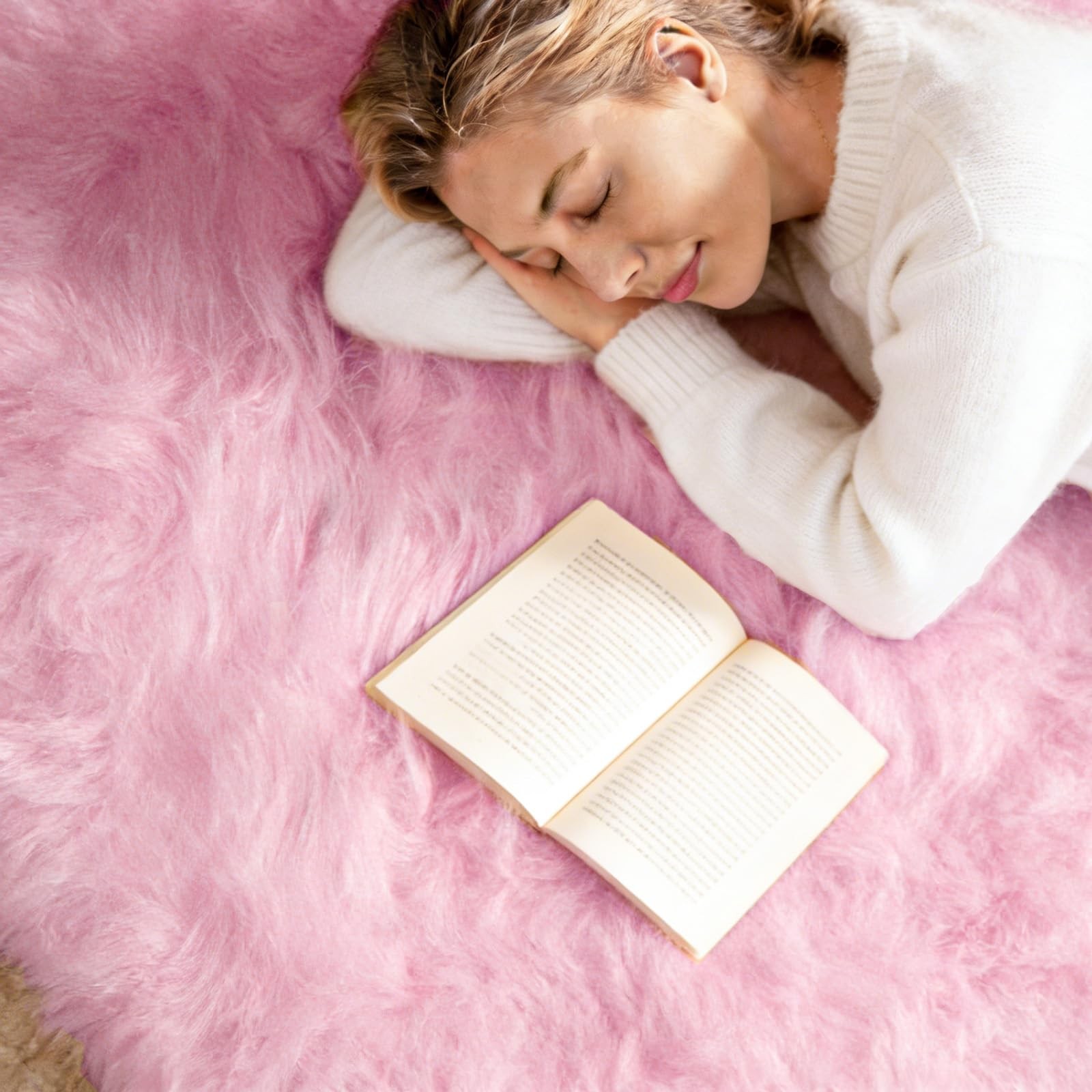 Ultra Soft Faux Fur Rug, Fluffy Shaggy 2 x 3 Ft Sheepskin Fur, Pink Plush Fau…