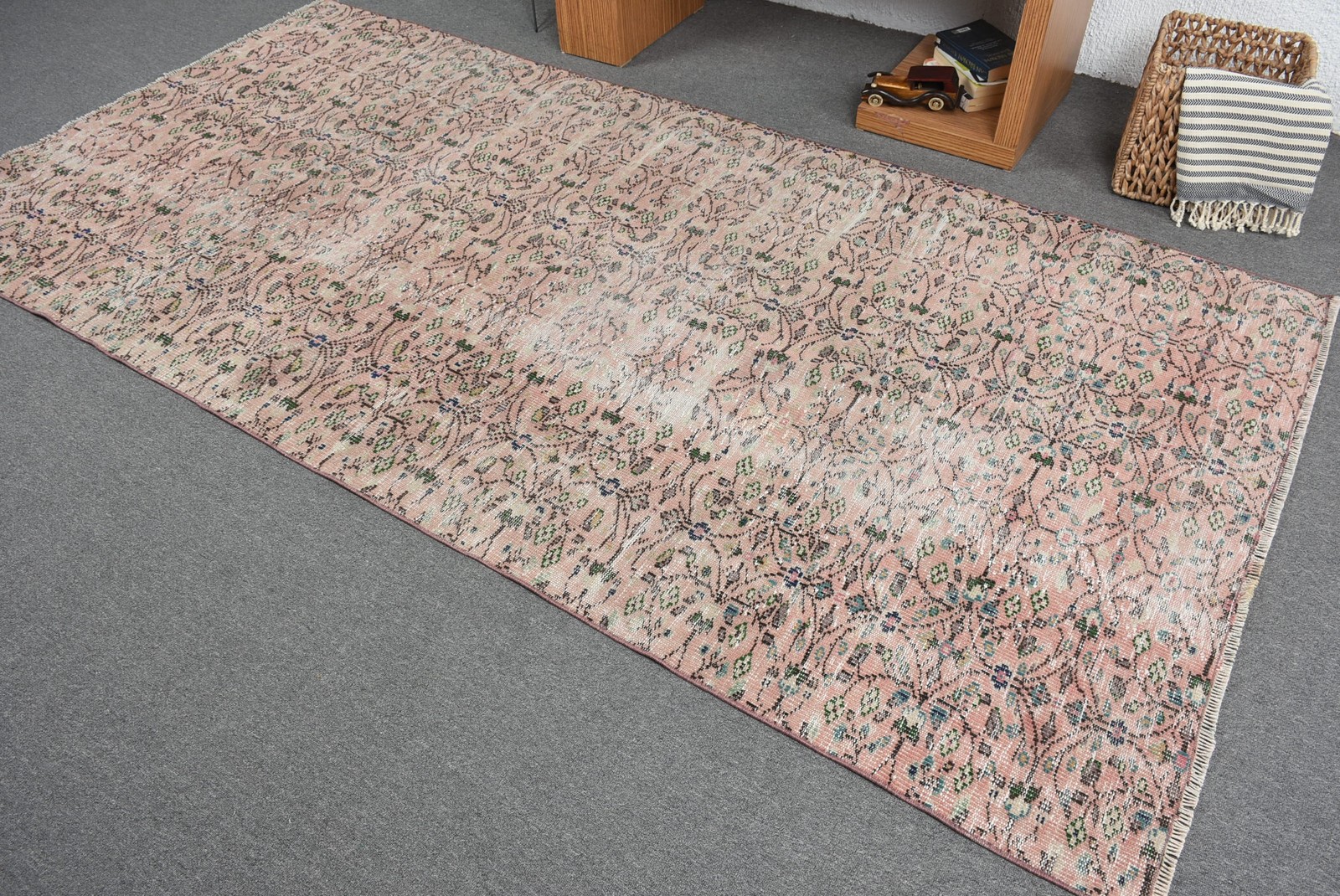 4,6×9,3 ft Turkish Rug, Pink Plants & trees Vintage Wool Rug