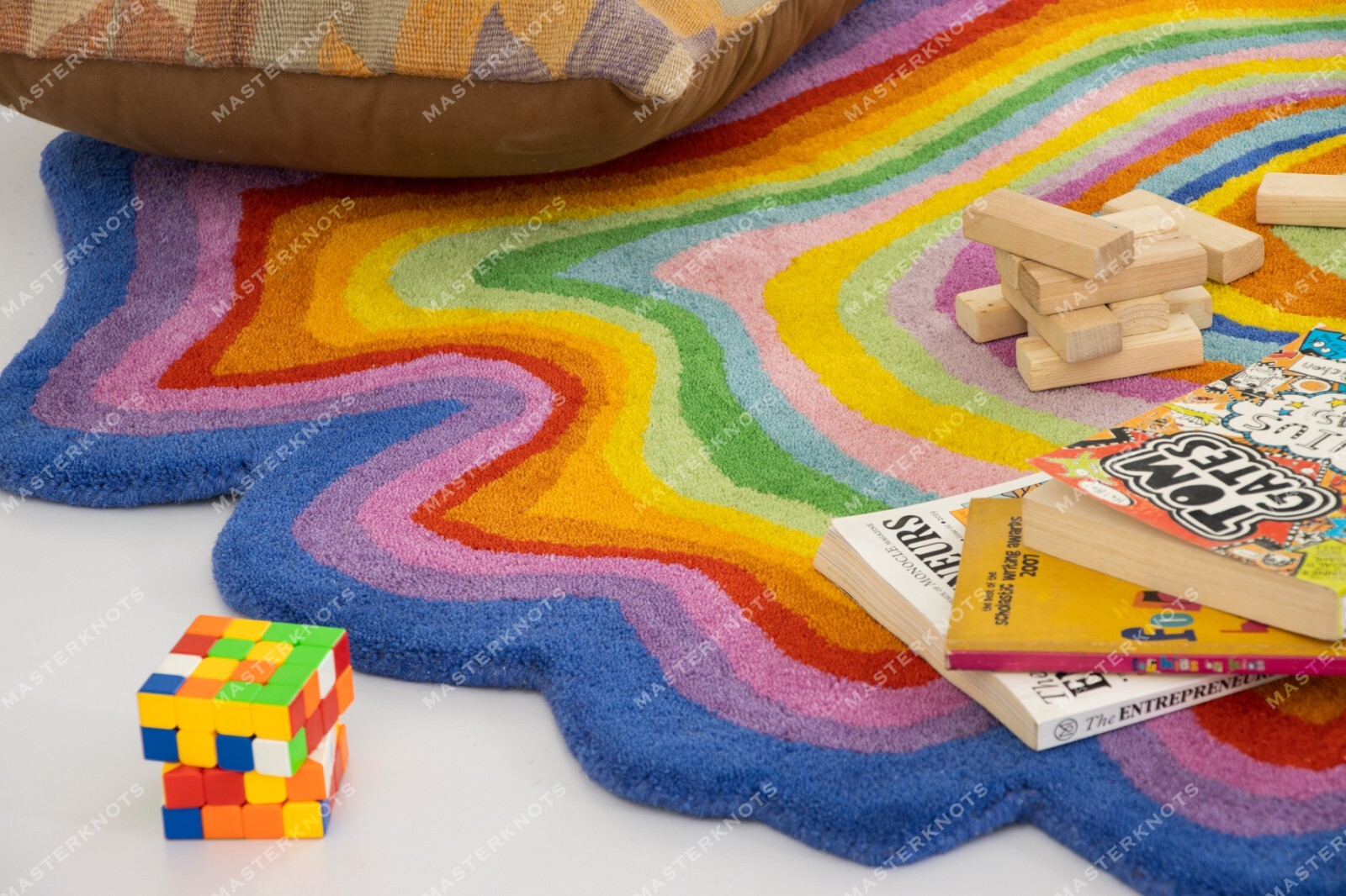 Psychedelic Irregular Shaped Tufted Custom Wool Area Rug For Gifting, Kids Room