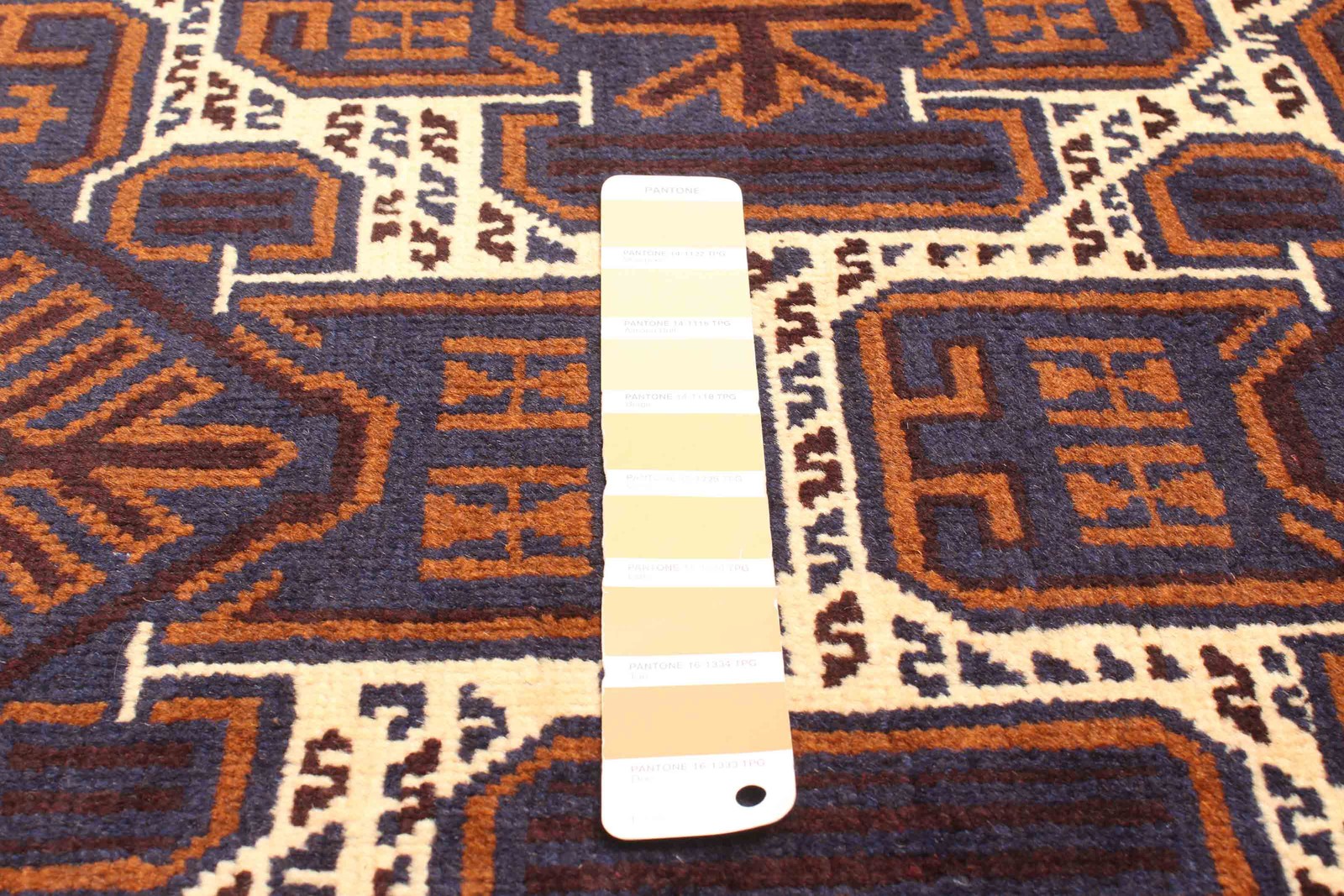 Vintage Hand-Knotted Area Rug 2’10” x 4’10” Traditional Wool Carpet