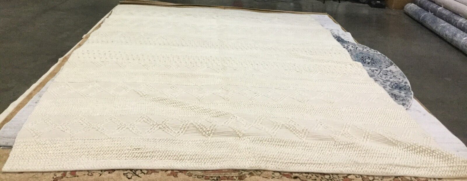 IVORY 11′ X 15′ Flaw in Rug, Reduced Price 1172659878 NAT102C-1115