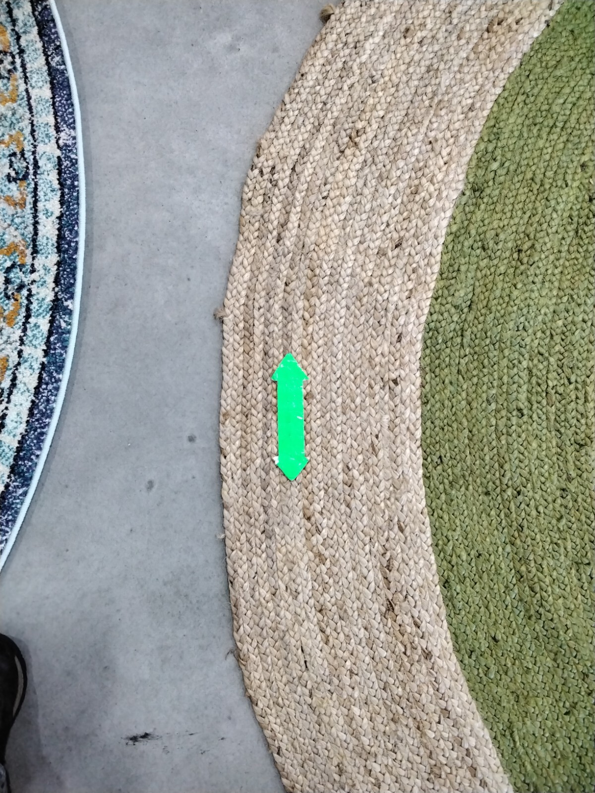 GREEN / NATURAL 10′ X 10′ Broken Thread Rug, Reduced Price 1172740148 NF801G-10R