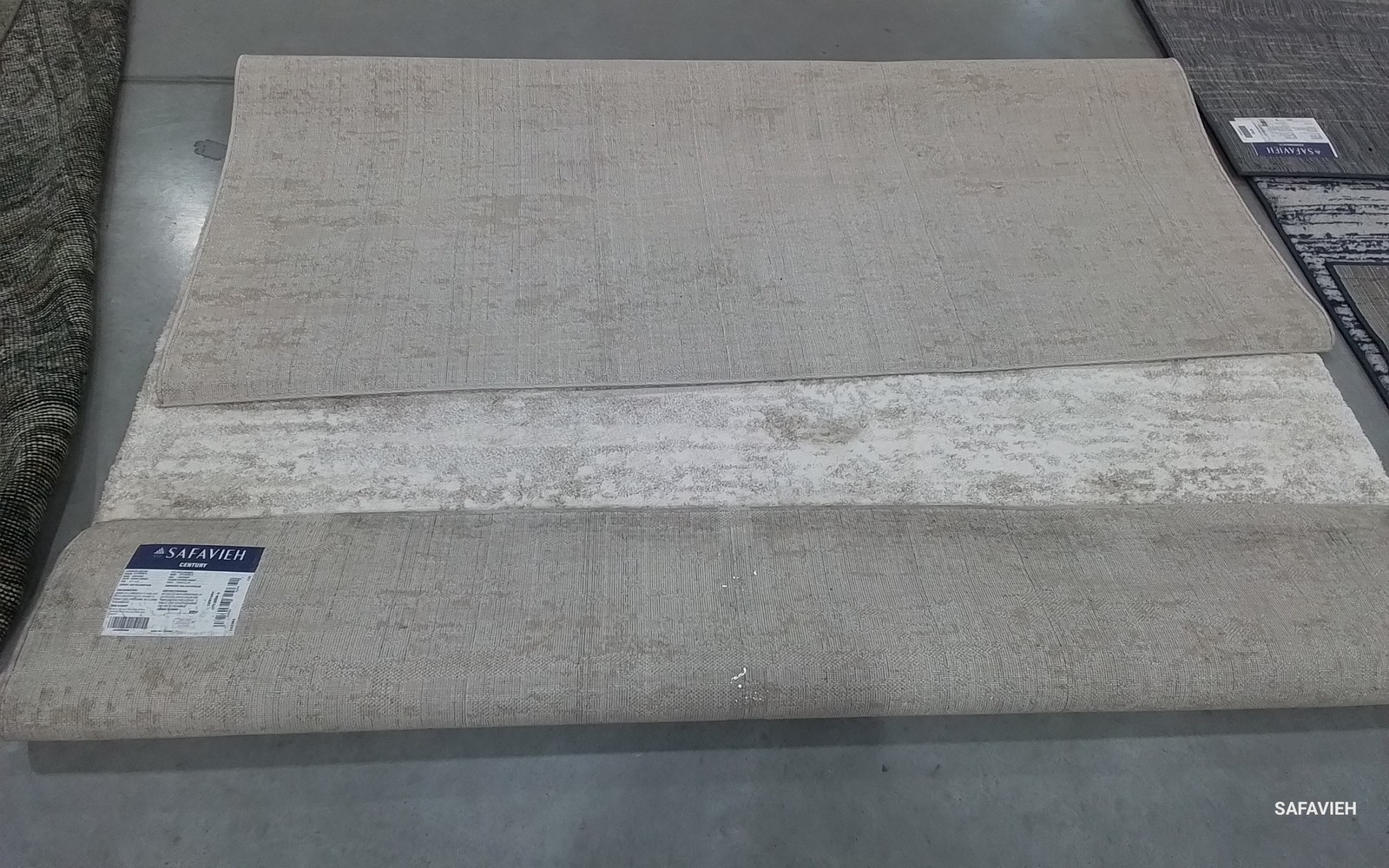 IVORY / BEIGE 6′-7″ x 9′-0″ Back Stain Rug, Reduced Price 1172794853 CTY350B-6