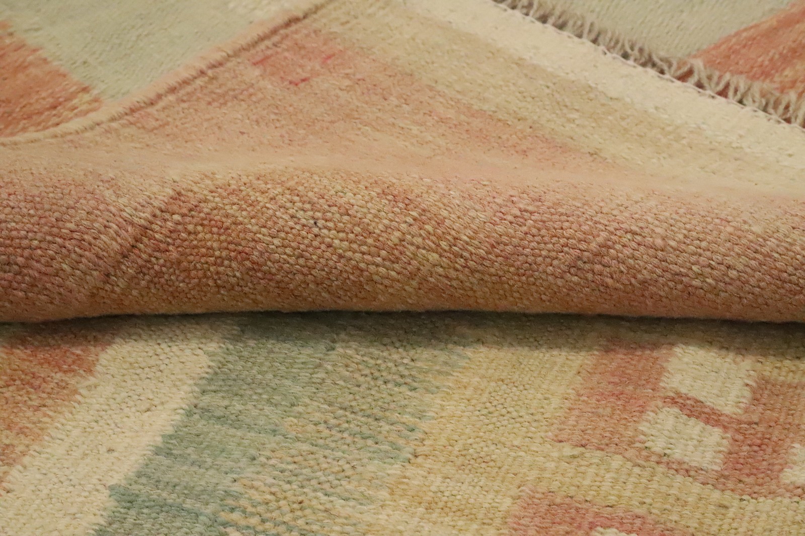 Pastel Geometric Kilim Reversible Area Rug 5×8 Multi-Layered Rectangle Design