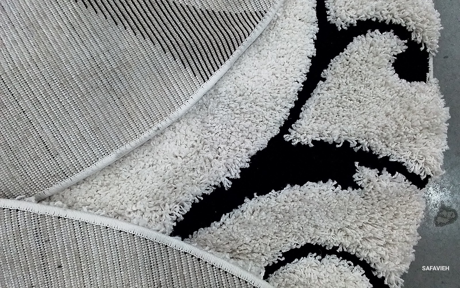 IVORY/BLACK 5′-0″ x 5′-0″ Back Stain Rug, Reduced Price 1172808934 SG455-1290-5R