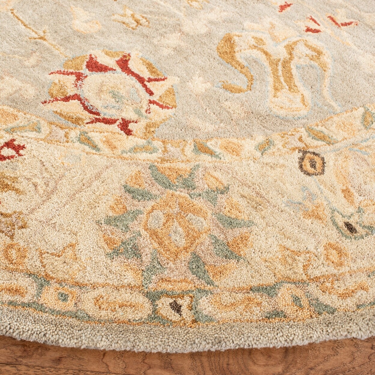 SAFAVIEH Anatolia AN559B Handmade Taupe / Beige Rug