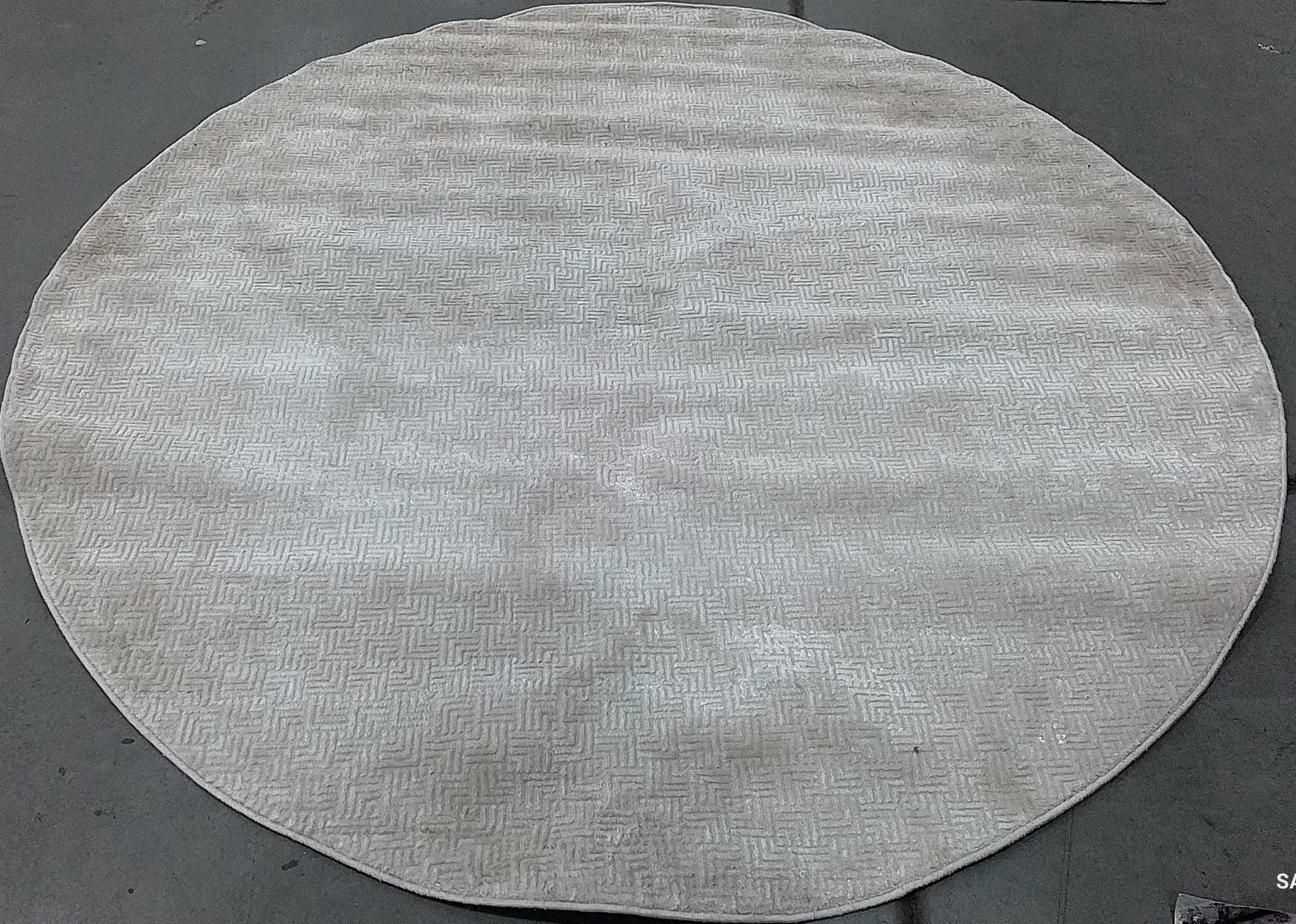 TAUPE / BEIGE 6′-7″ x 6′-7″ Stained Rug, Reduced Price 1172796002 HAN110E-7R