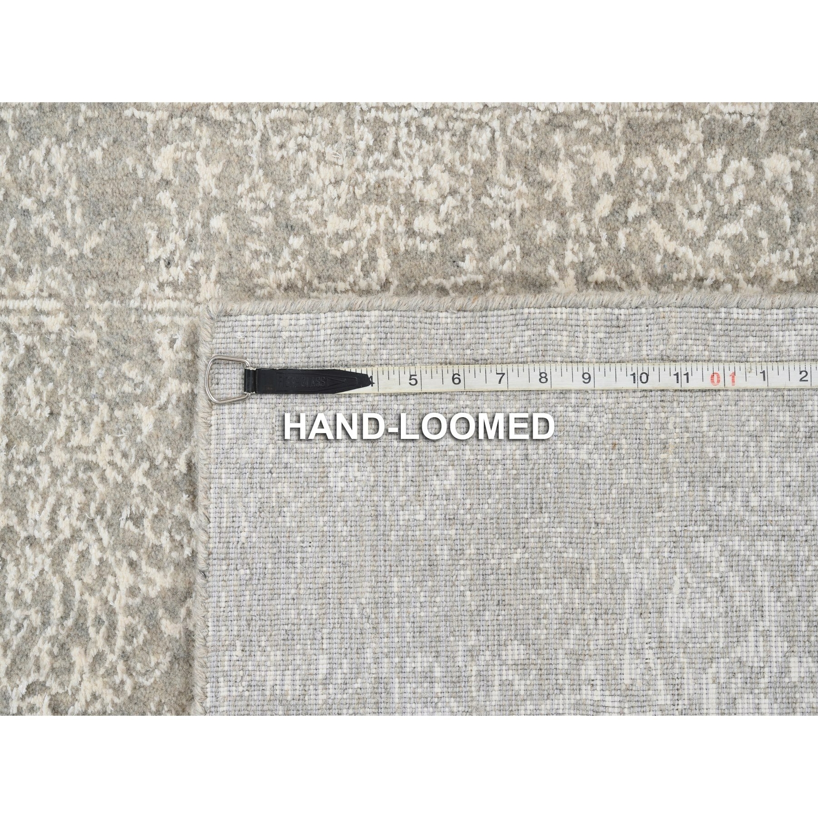 2’7″ x 12′ Wool and Silk Hand Loomed Light Gray Fine Jacquard Runner Rug R63278