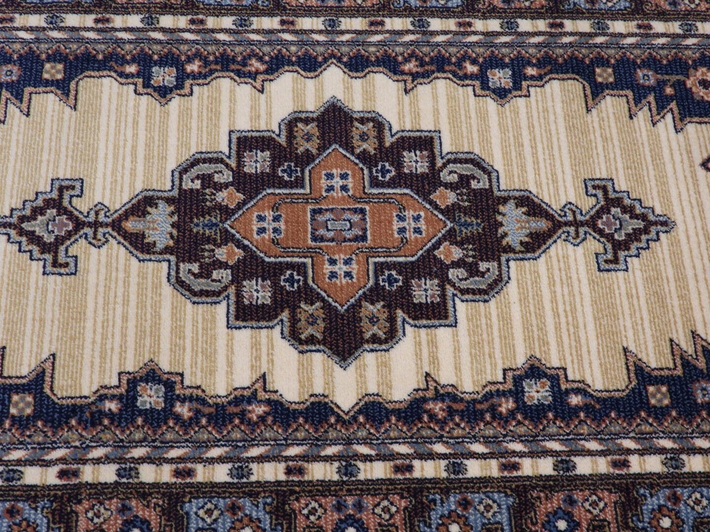 Oriental Design Wool Area Rug 89×160 Cm