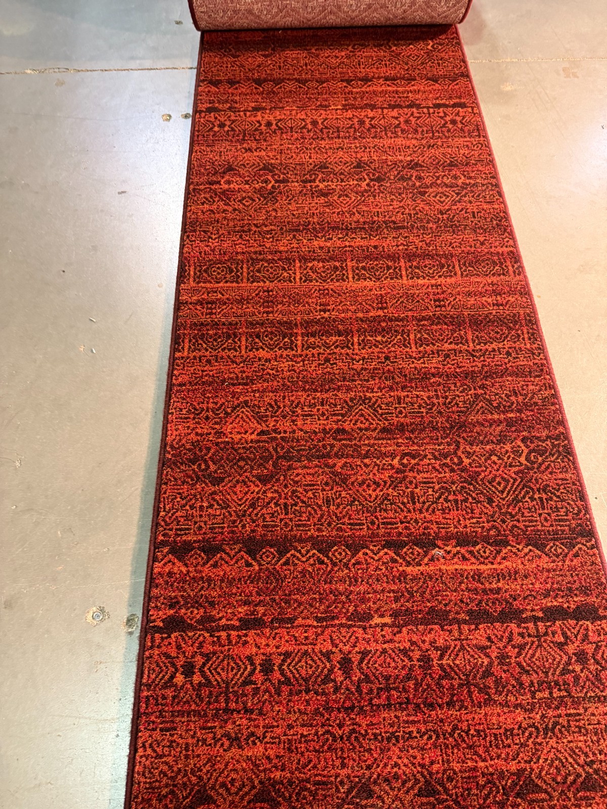 BELGIUM HALLWAY / STAIR RUNNER RUG CARPET 26″ WIDE, 36 FT LONG