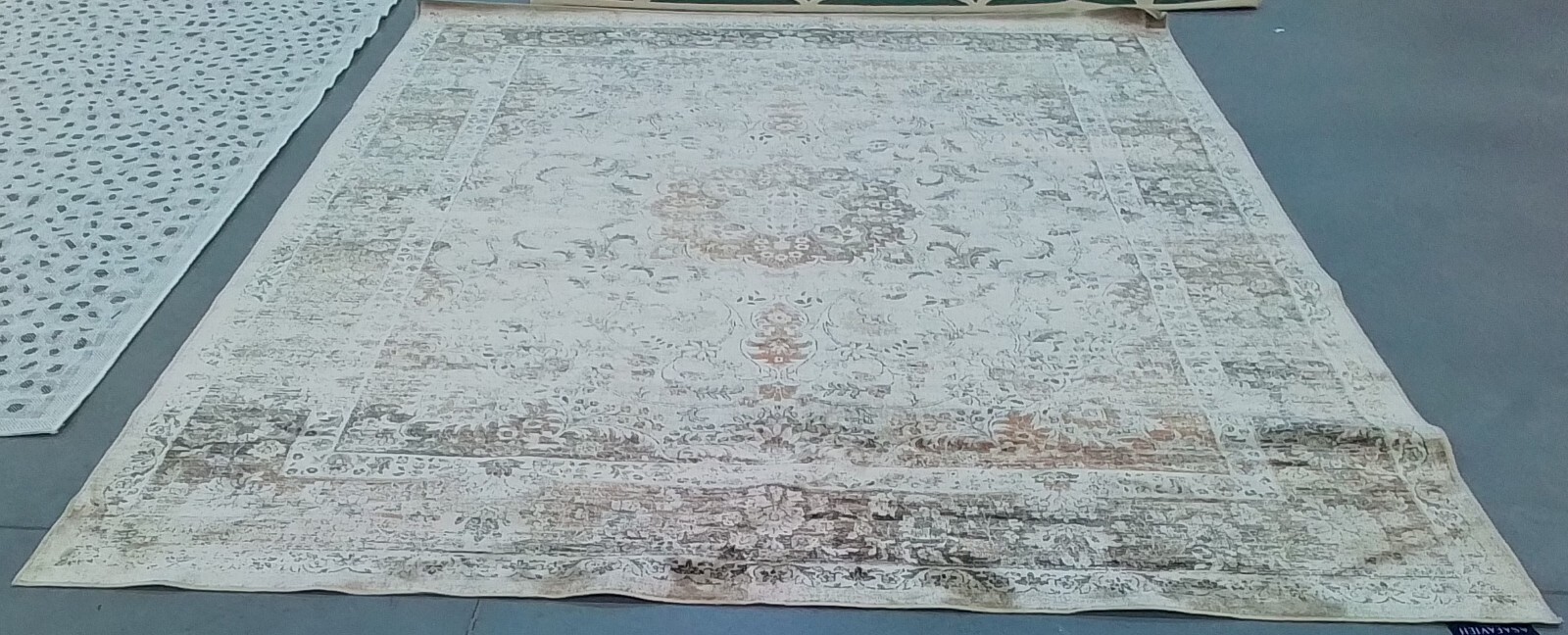 WARM BEIGE 8′-0″ x 10′-0″ Stained Rug, Reduced Price 1172769619 VTG113-660-8