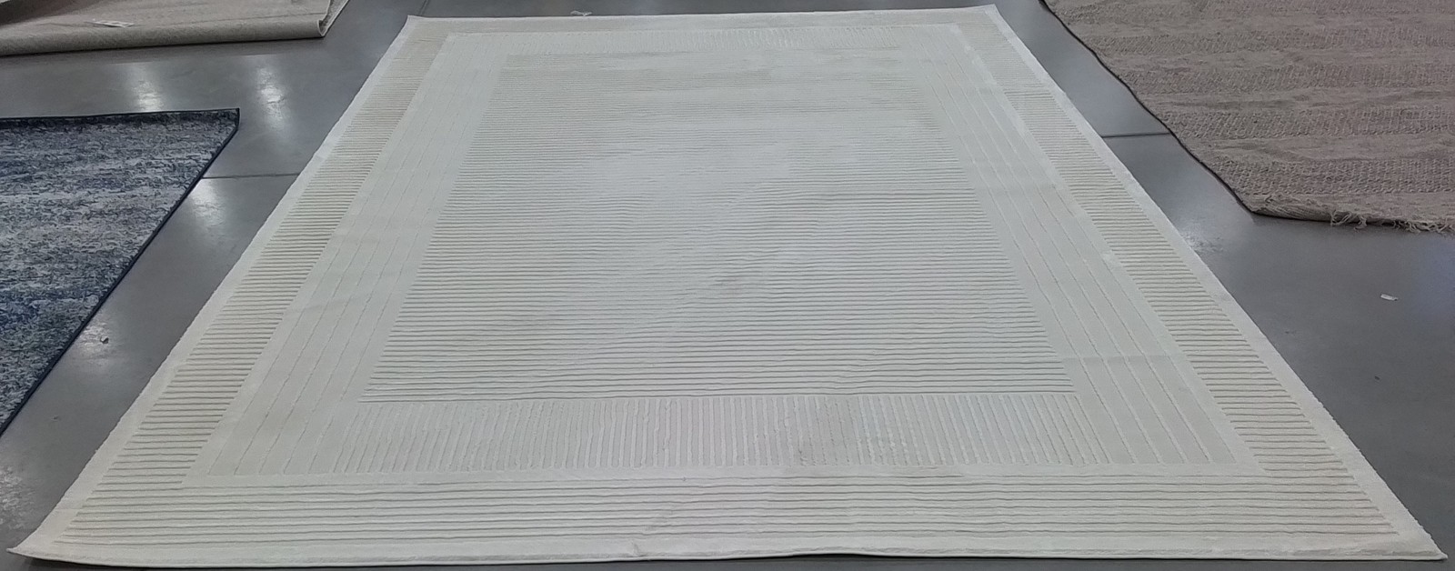 IVORY / BEIGE 9′-0″ x 12′-0″ Flaw in Rug, Reduced Price 1172791557 LRL1170A-9