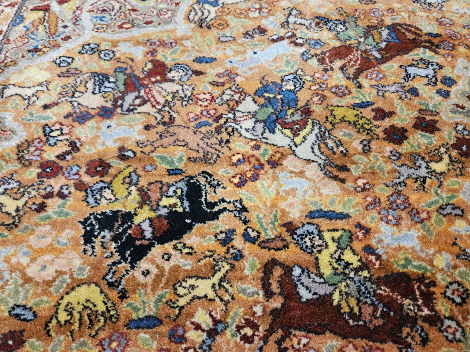 9×12 KARASTAN ANTIQUE HUNTING RUG 700 – 723 – 100% VERY GOOD CONDITION