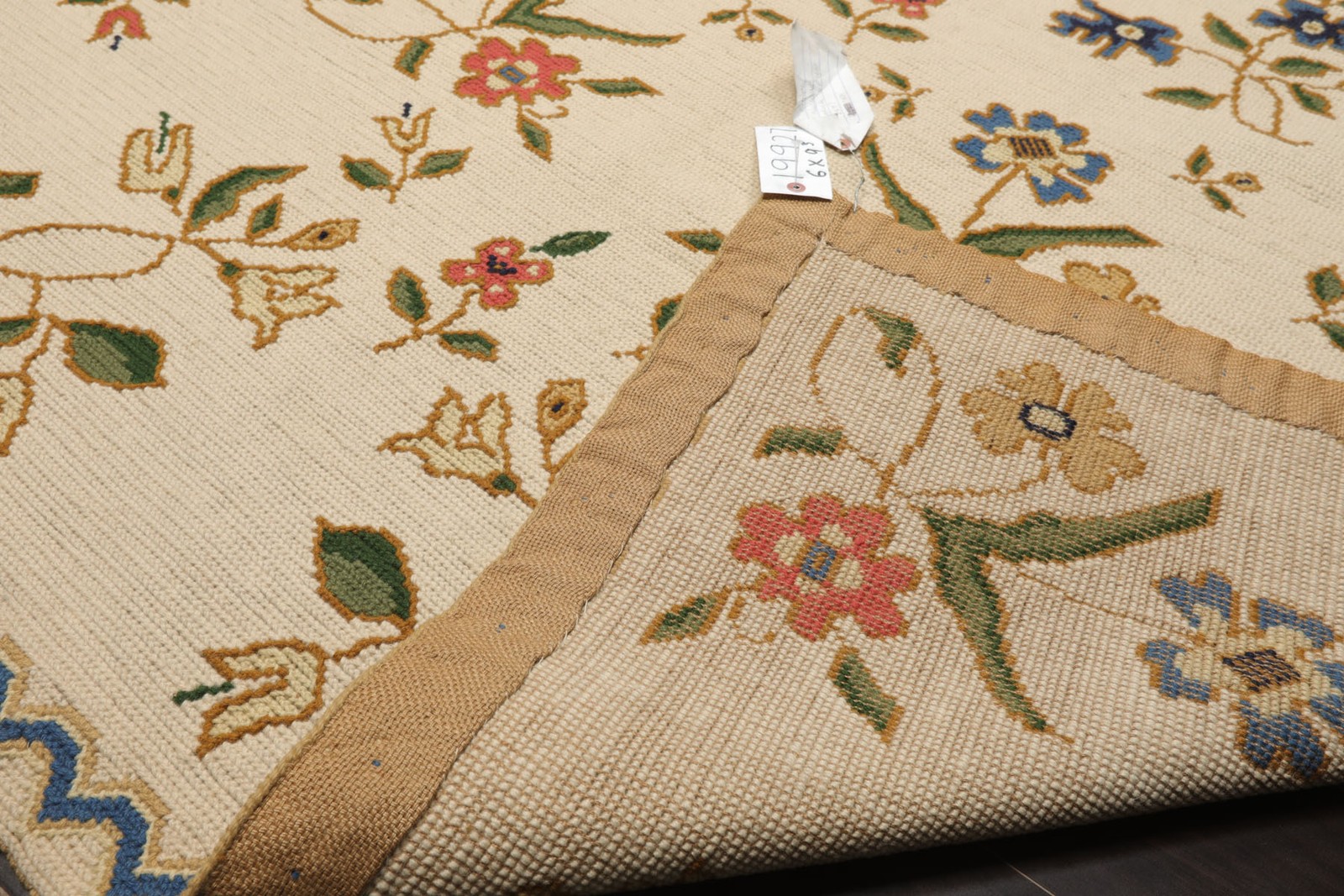 6’x9’3” Hand Woven Wool Ivory French Needlepoint Flatweave Floral Rug