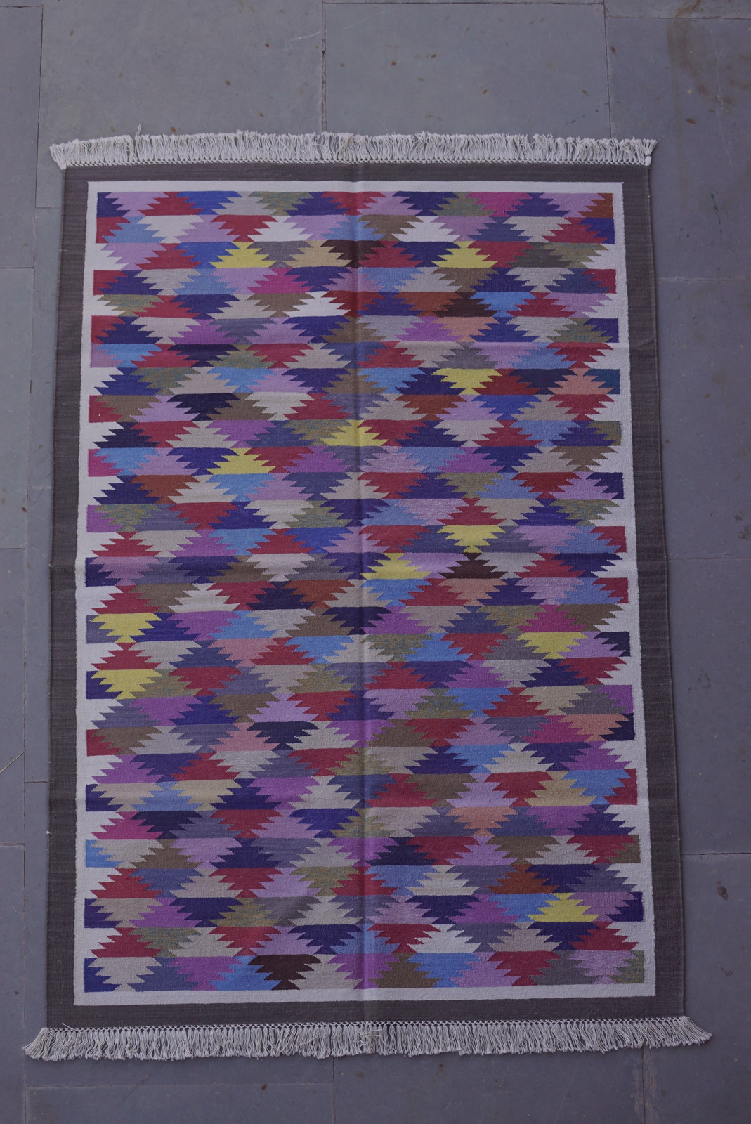 Rugmoda Cotton Multicolor Geometric 4×6 ft Area Rug for Living Room Bedroom Rug