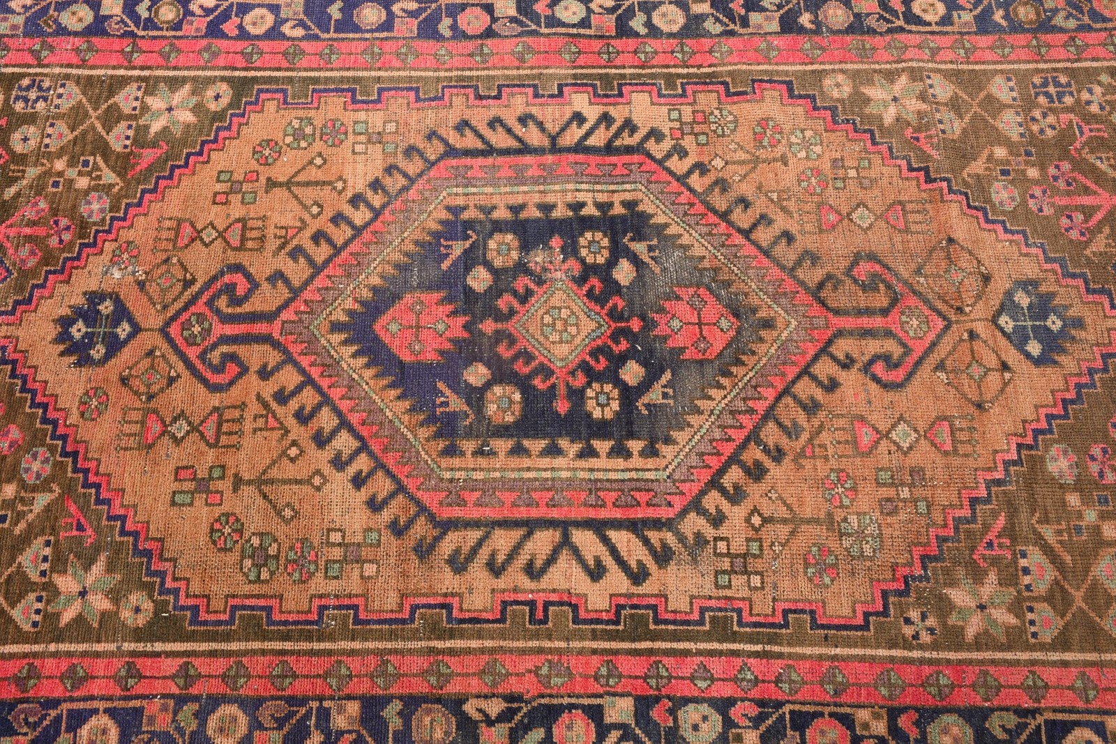 4×6,9 ft Vintage Rug, Turkish Area Rug, Pink Ikat Wool Rug