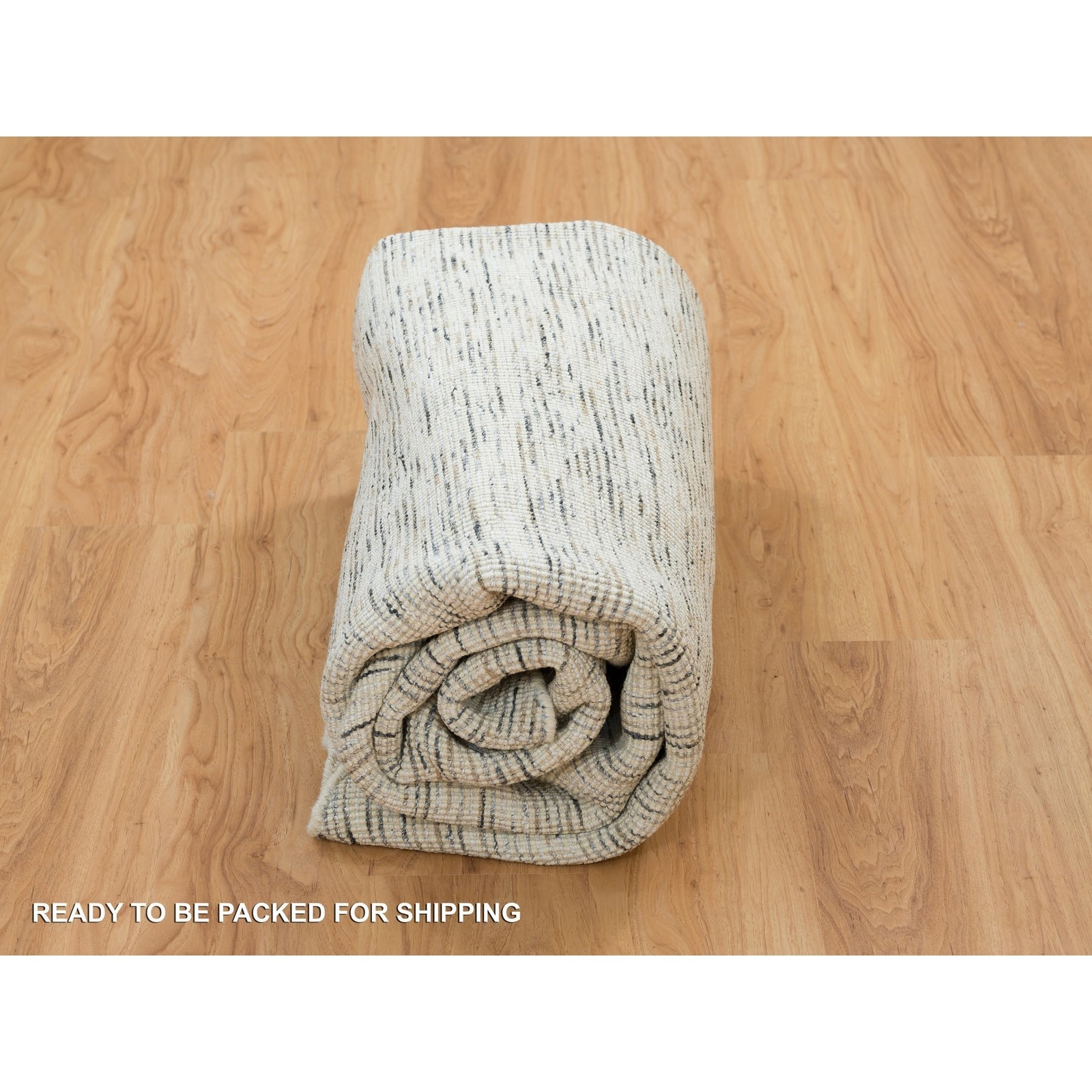 8′ x 8′ Beige Pure Wool Hand Loomed Modern Design Round Rug R65226