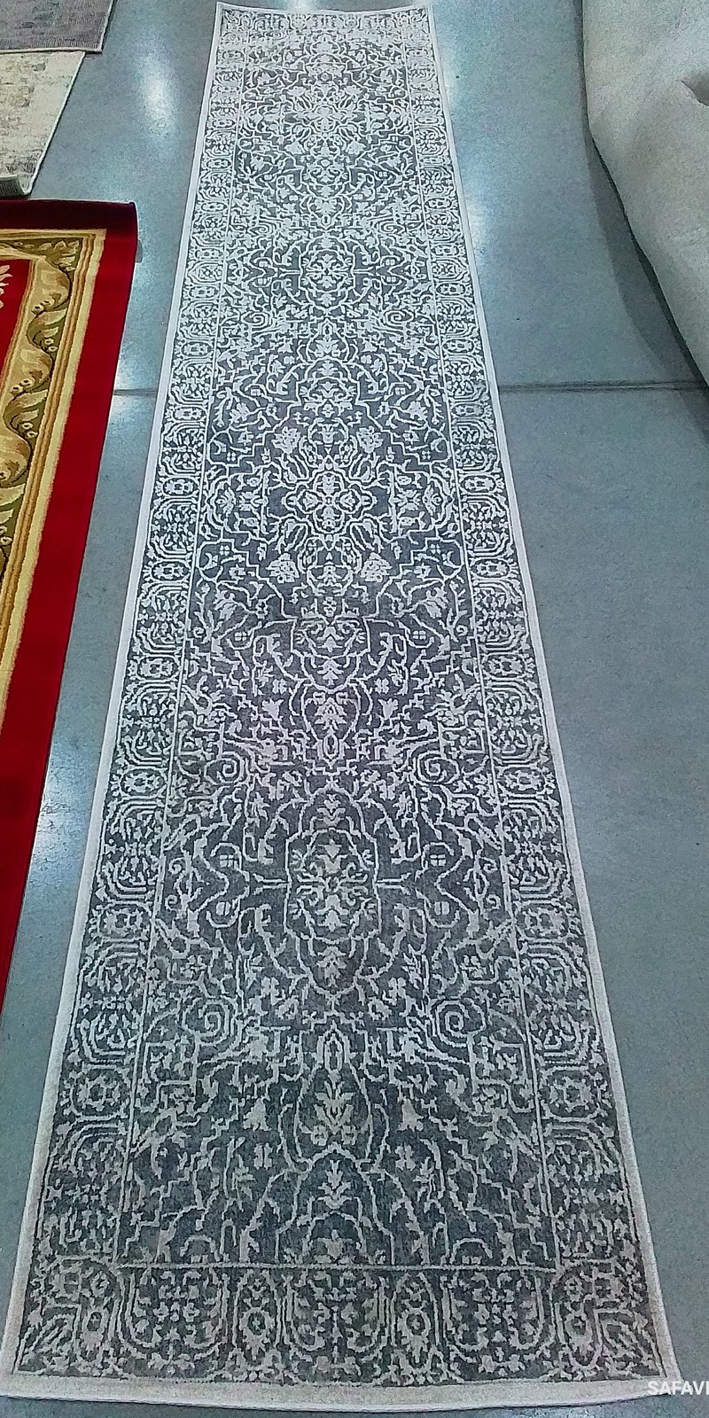 DGREY / CREAM 2′-3″ x 12′-0″ Back Stain Rug Reduced Price 1172790582 RFT670B-212
