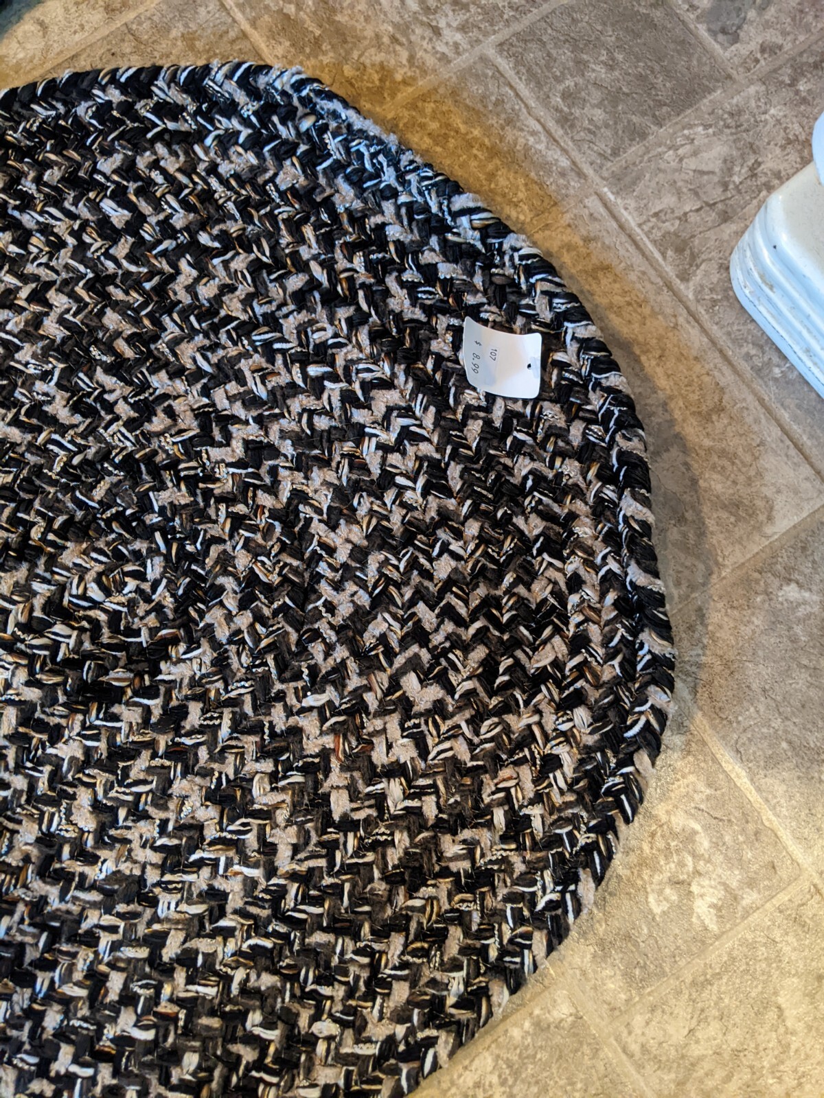Set Of 3 Oval Braided Accent Rugs 1- 4′ X 25″, 2- 32″ X 22″ Black Tan White Gold