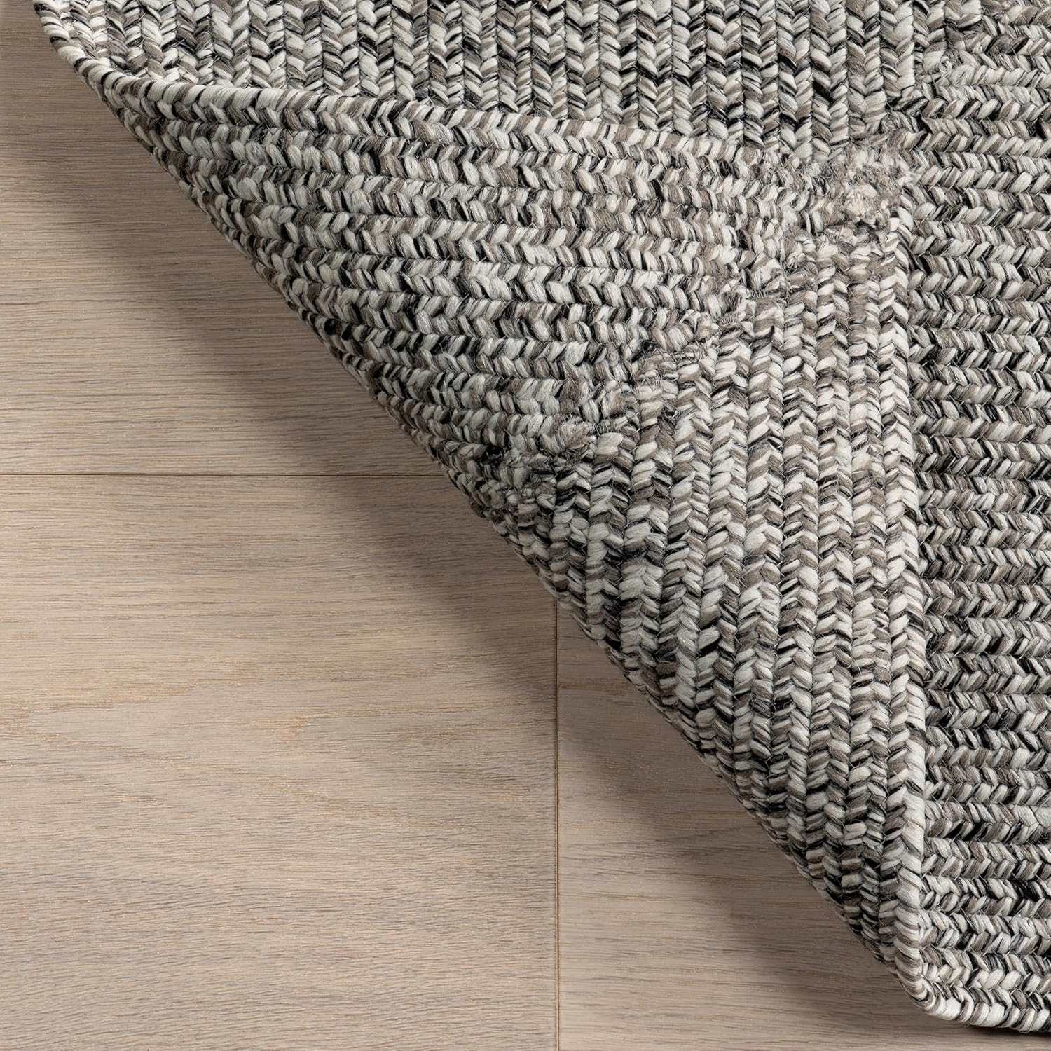 Wynn Salt and Pepper 2′ x 12′ Braided Indoor/Outdoor Rug – Pet-Friendly & Durabl