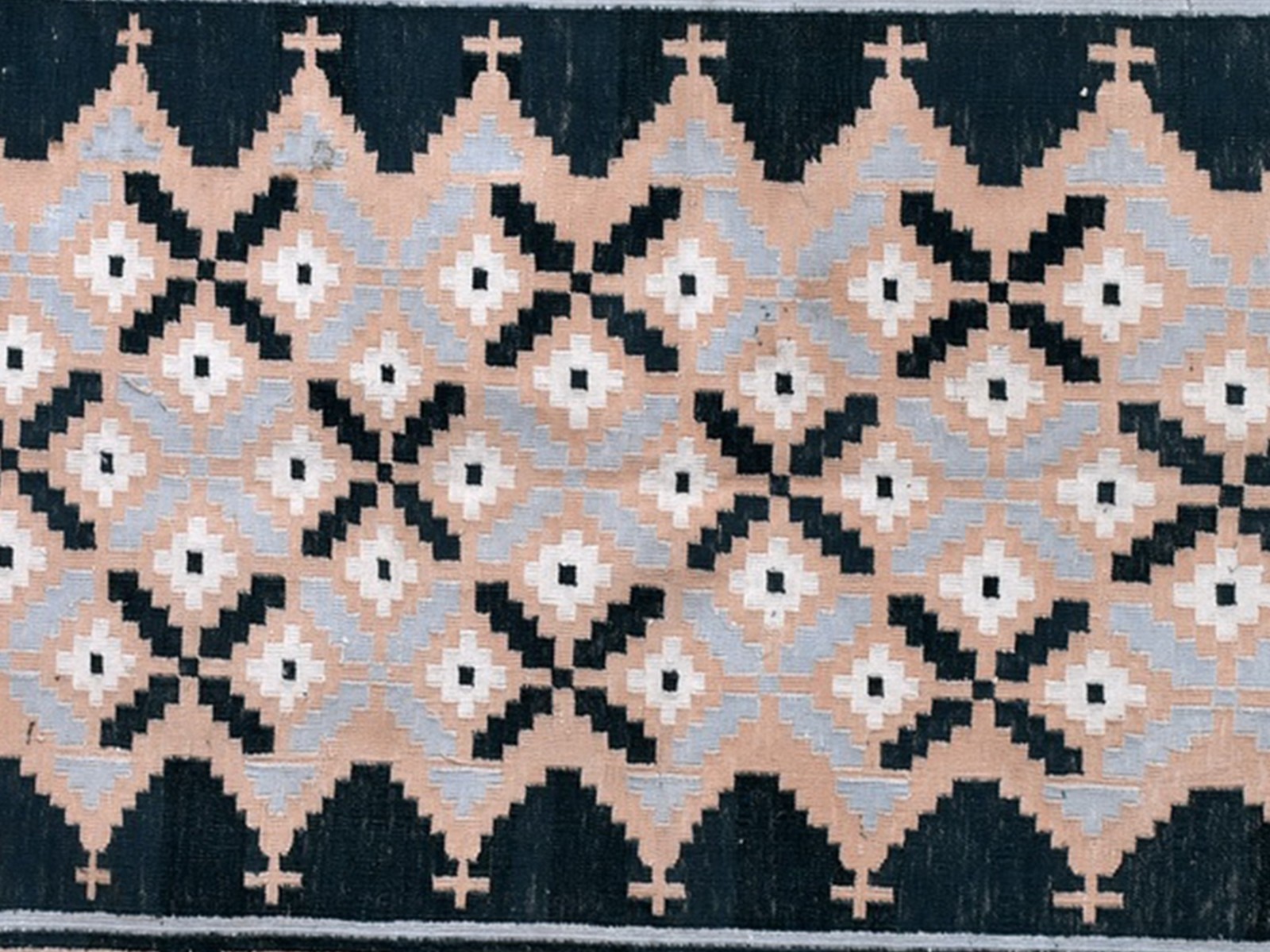Handwoven Cotton Rug 4′ x 6′ Black Beige Tribal Geometric Flatweave Dhurrie