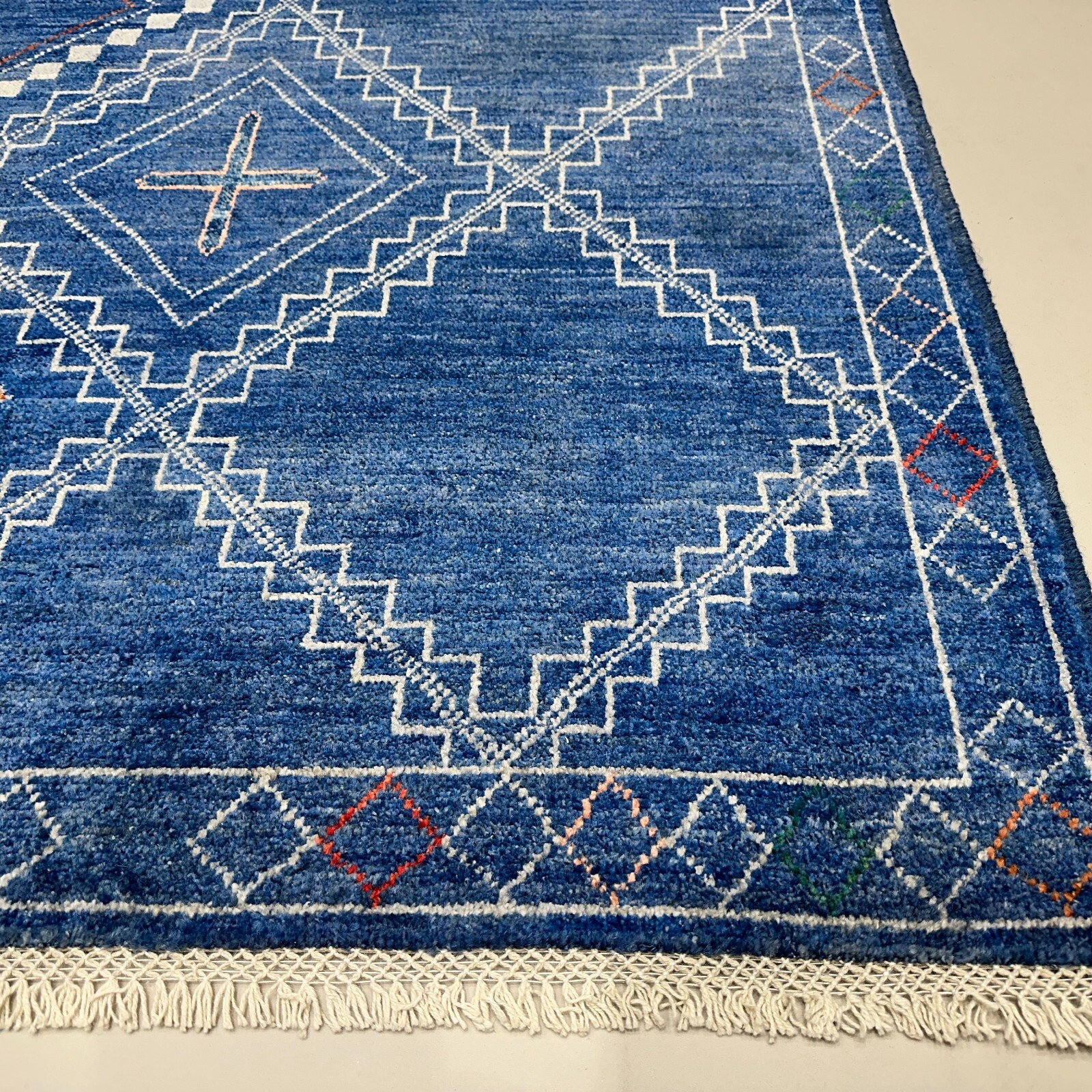 Handmade (8’1″ x 10’7″) Blue Southwestern Style Afghan Wool Area Rug