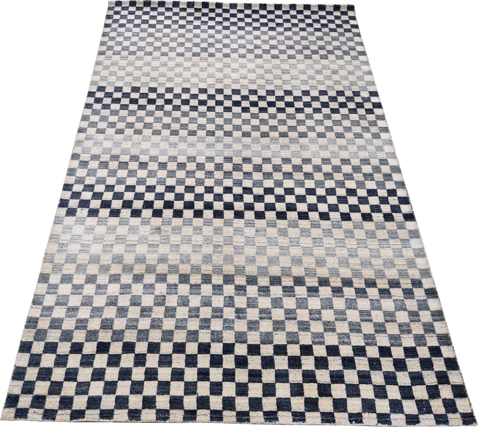 Handmade Wool Area Rug 5 x 8 ft Checkered Pattern Loom Knotted Black and White
