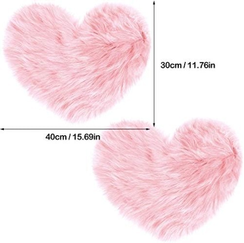 Charming Heart-Shaped Faux Fur Rugs – 12×16 Inch for Jewelry & Nail Art Displays