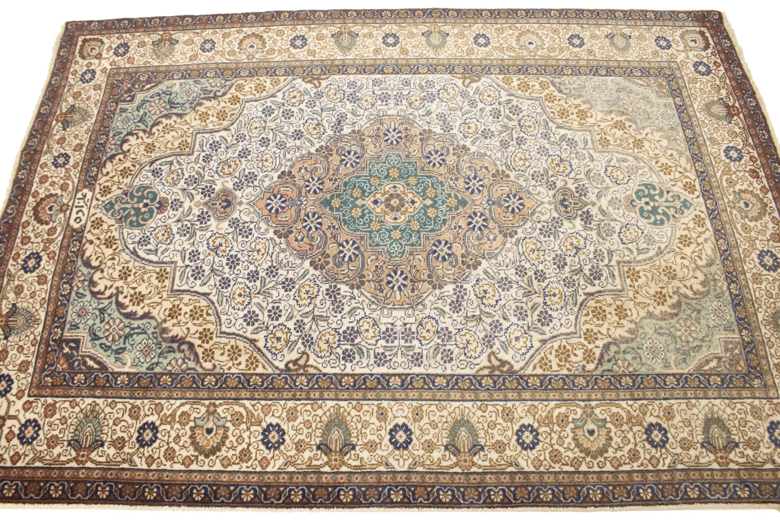 Semi-Antique Traditional Oriental Rug Muted Colors Floral Carpet 4’6X6’4 ft