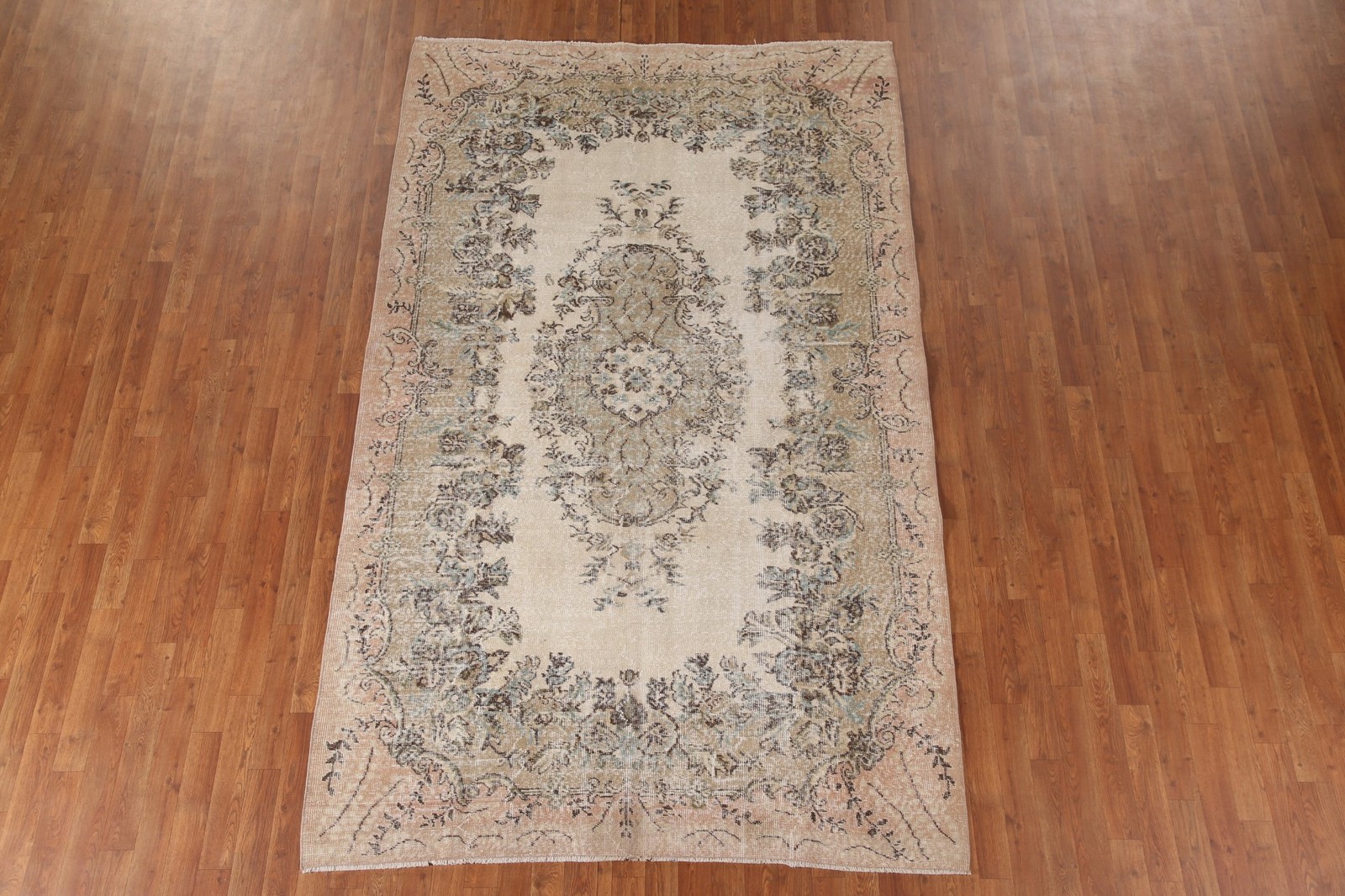 Ivory Sparta Turkish Area Rug 6×9 Distressed Traditional Handmade Wool Carpet