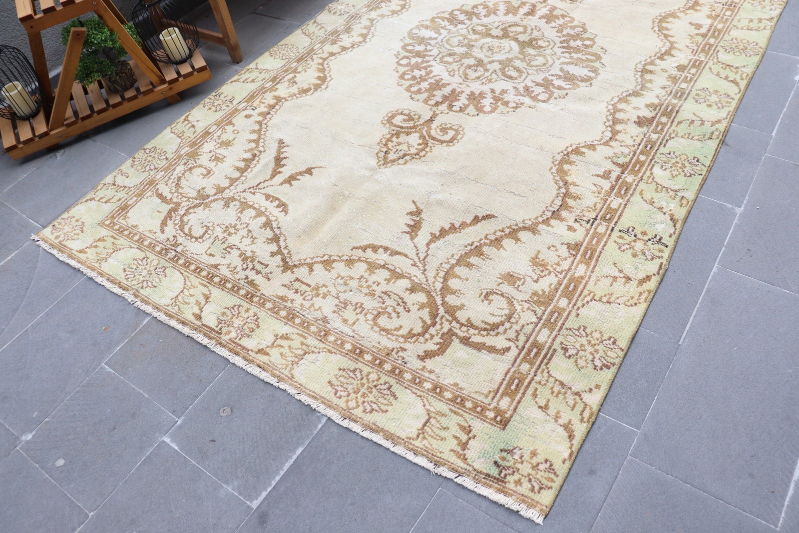 Turkish Vintage Large Rug 5,4×9,6 ft (165×294 cm), Brown Floral Rug Rug