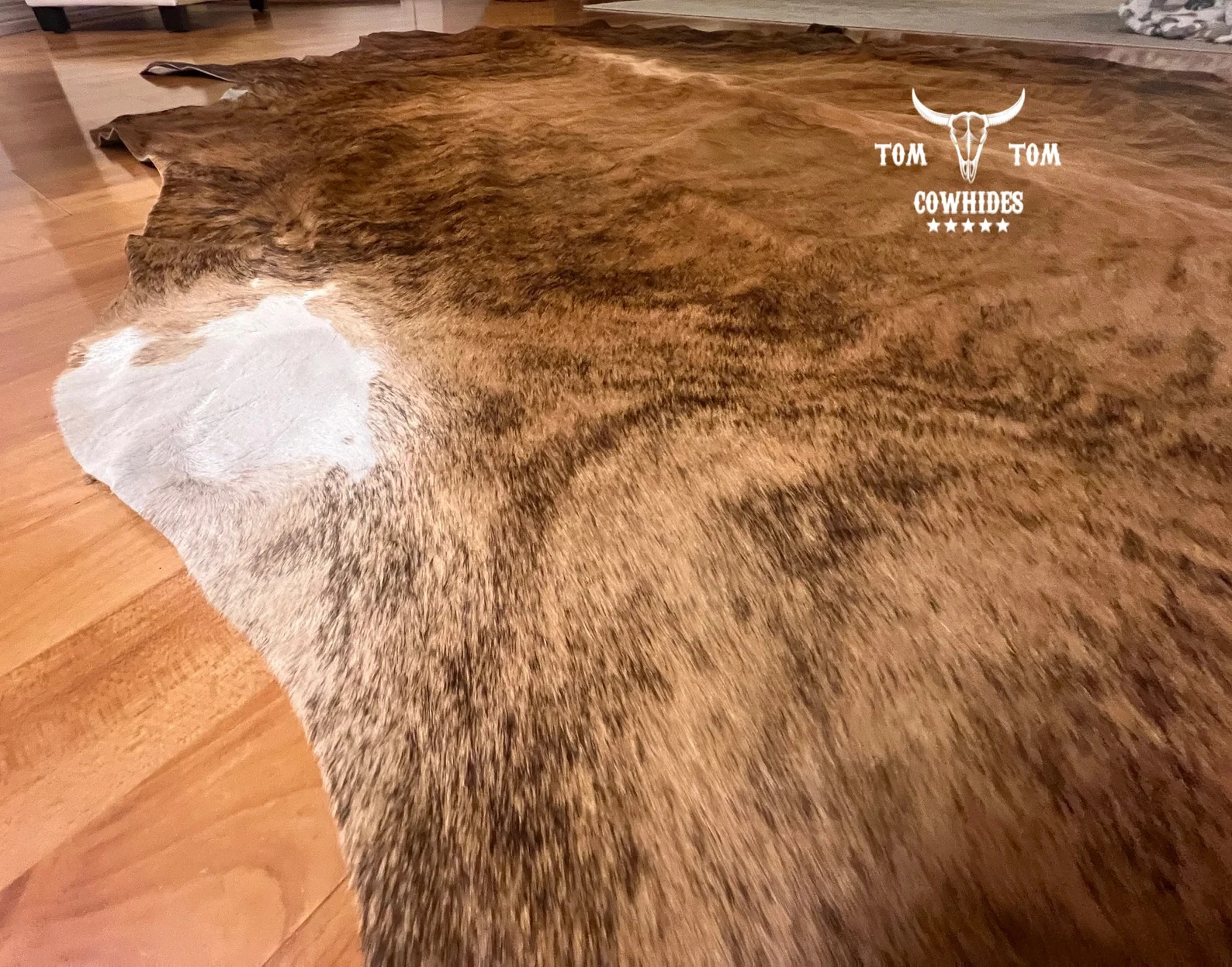 BRINDLE BROWN! Large ! New Cowhide Rug natural hair on – 7X6 ft size