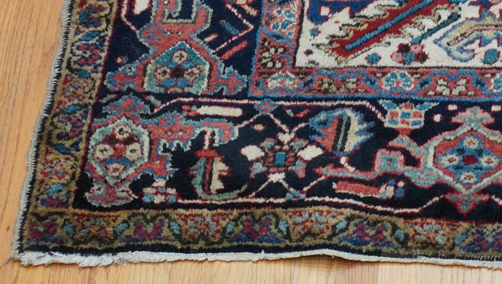 Antique Herizz Serapii Hand Knotted Wool Oriental Rug 7’5″ x 9’8″ Excellent