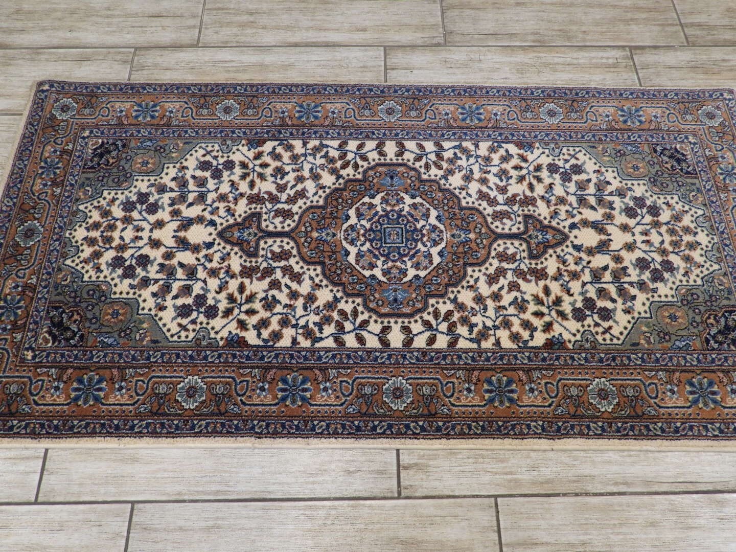 Medallion Design Wool Area Rug 80×160 Cm
