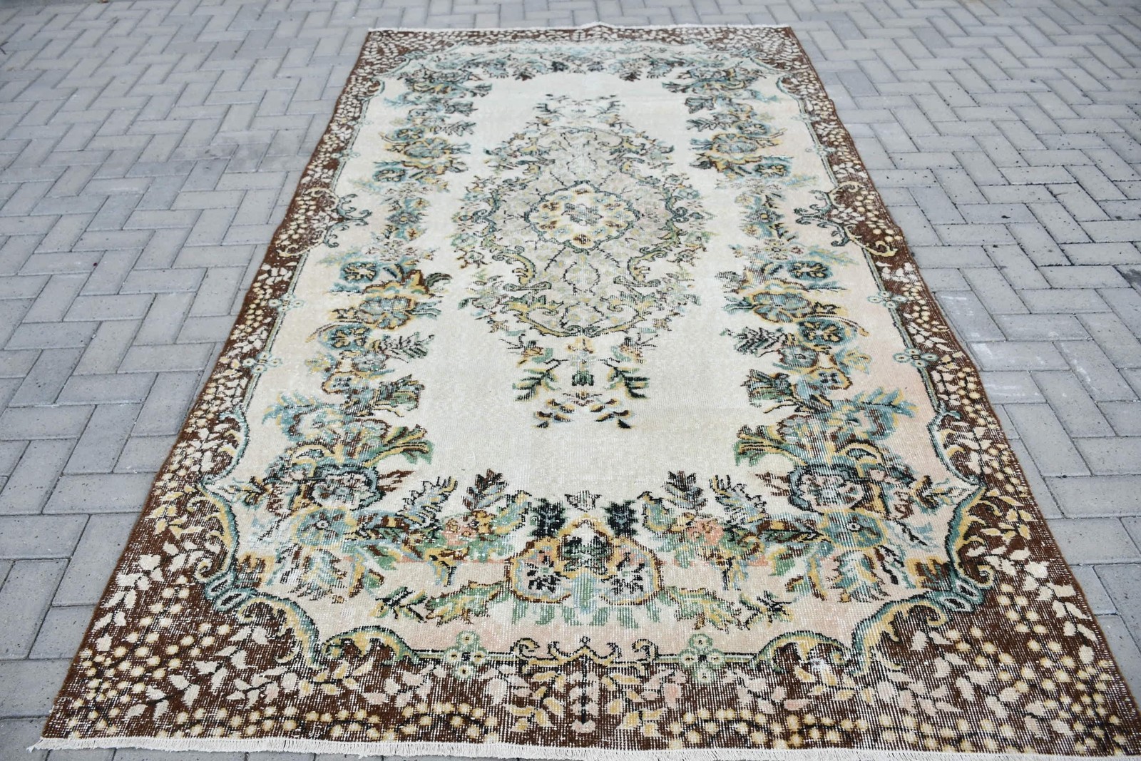 5,5×9,5 ft Rug, Large Turkish Rug, Brown Bordered Rug