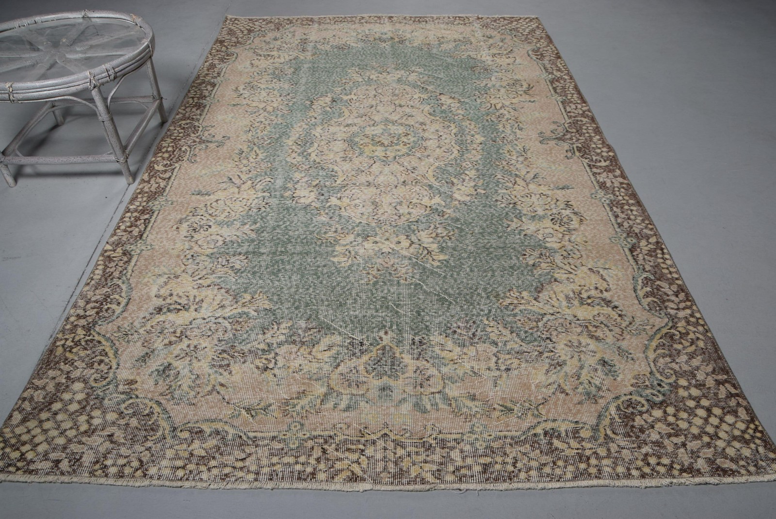 Vintage Turkish Rug 6×9,4 ft (182×288 cm), Green Floral Rug