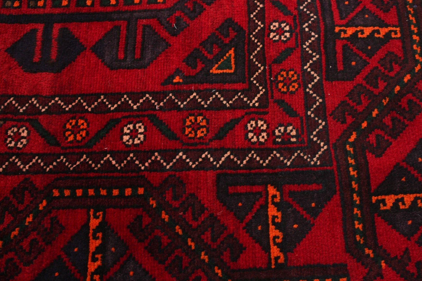 Vintage Hand-Knotted Area Rug 5’5″ x 9’9″ Traditional Oriental Wool Carpet