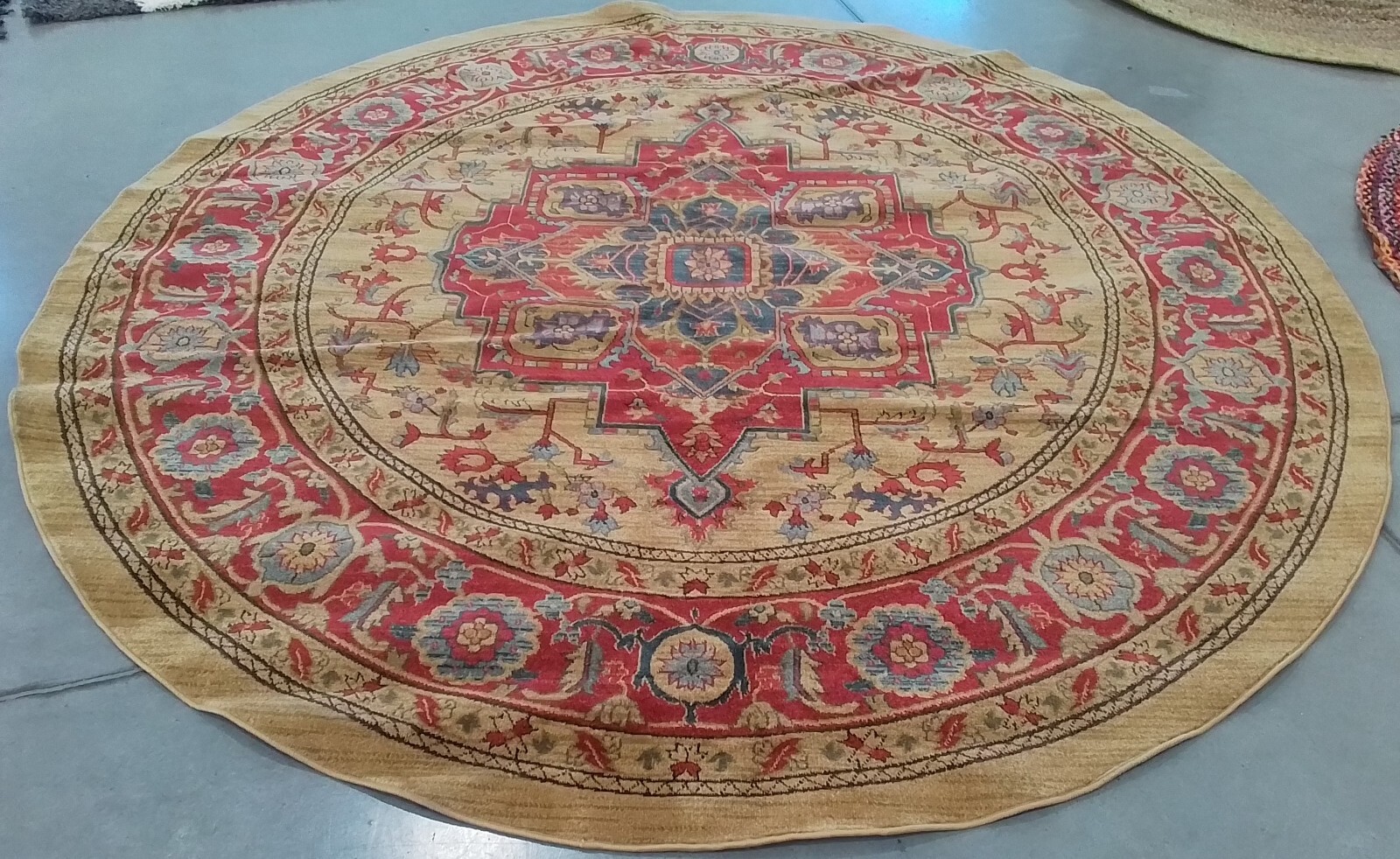 RED / NATURAL 9′-0″ x 9′-0″ Back Stain Rug, Reduced Price 1172769314 MAH698A-9R