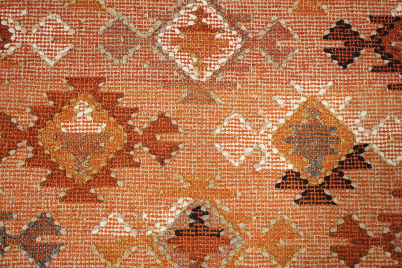 5×7 Bohemian Charm with Handwoven Earth-Tone Modern Area Rug
