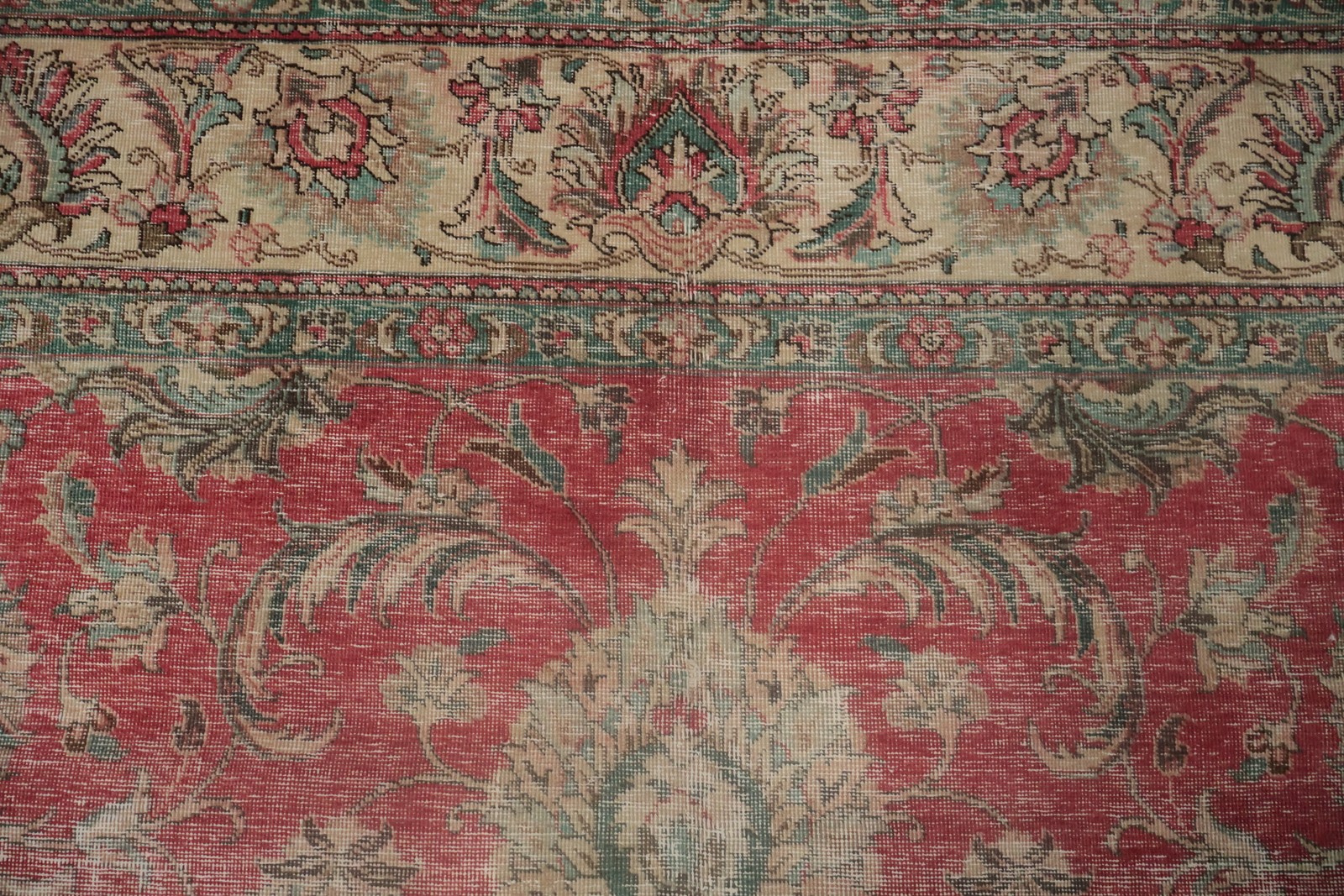 Distressed Classic Vintage Area Rug Perfect for Any Living Space 9×12
