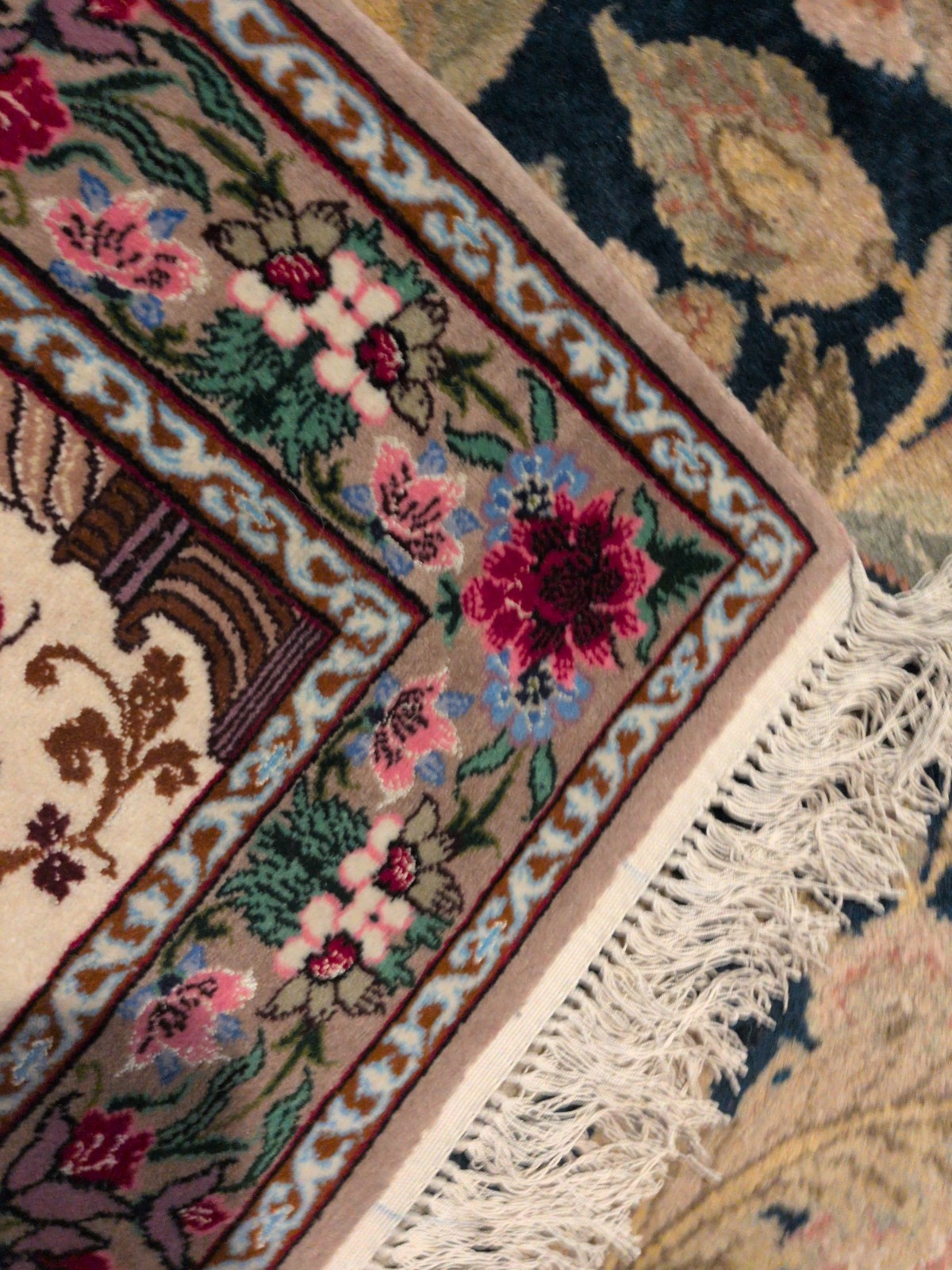 2’3″x3’6″ Extra Fine Hand-Knotted Wool & Silk Isfahane Rug