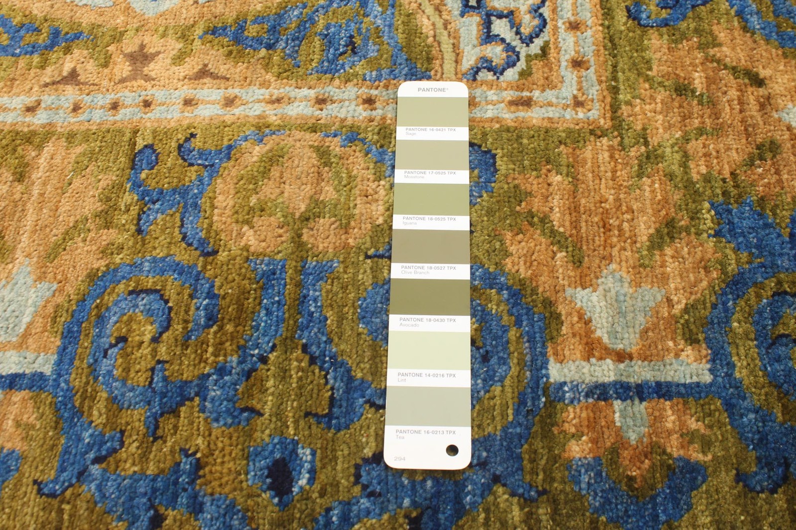 Traditional Hand-knotted Carpet 8’2″ x 10’0″ Wool Oriental Area Rug