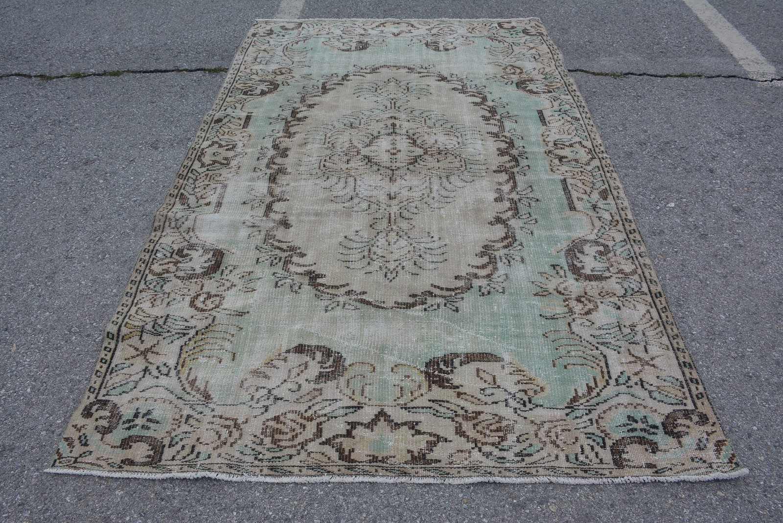 5,4×8,8 ft Vintage Rug, Turkish Large Rug, Green Animal Print Wool Rug