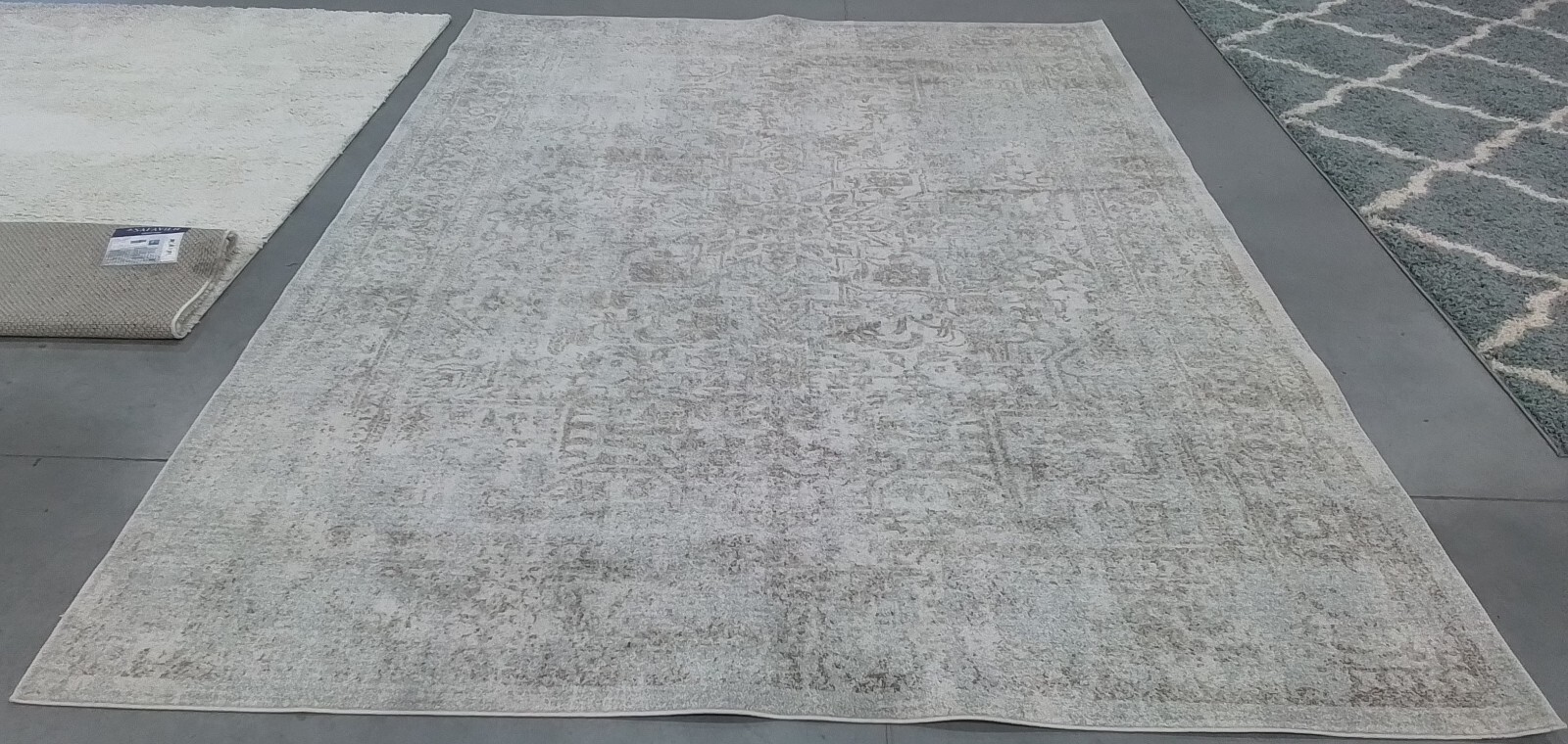 IVORY / TAUPE 9′-0″ x 12′-0″ Back Stain Rug, Reduced Price 1172773960 EVK256E-9