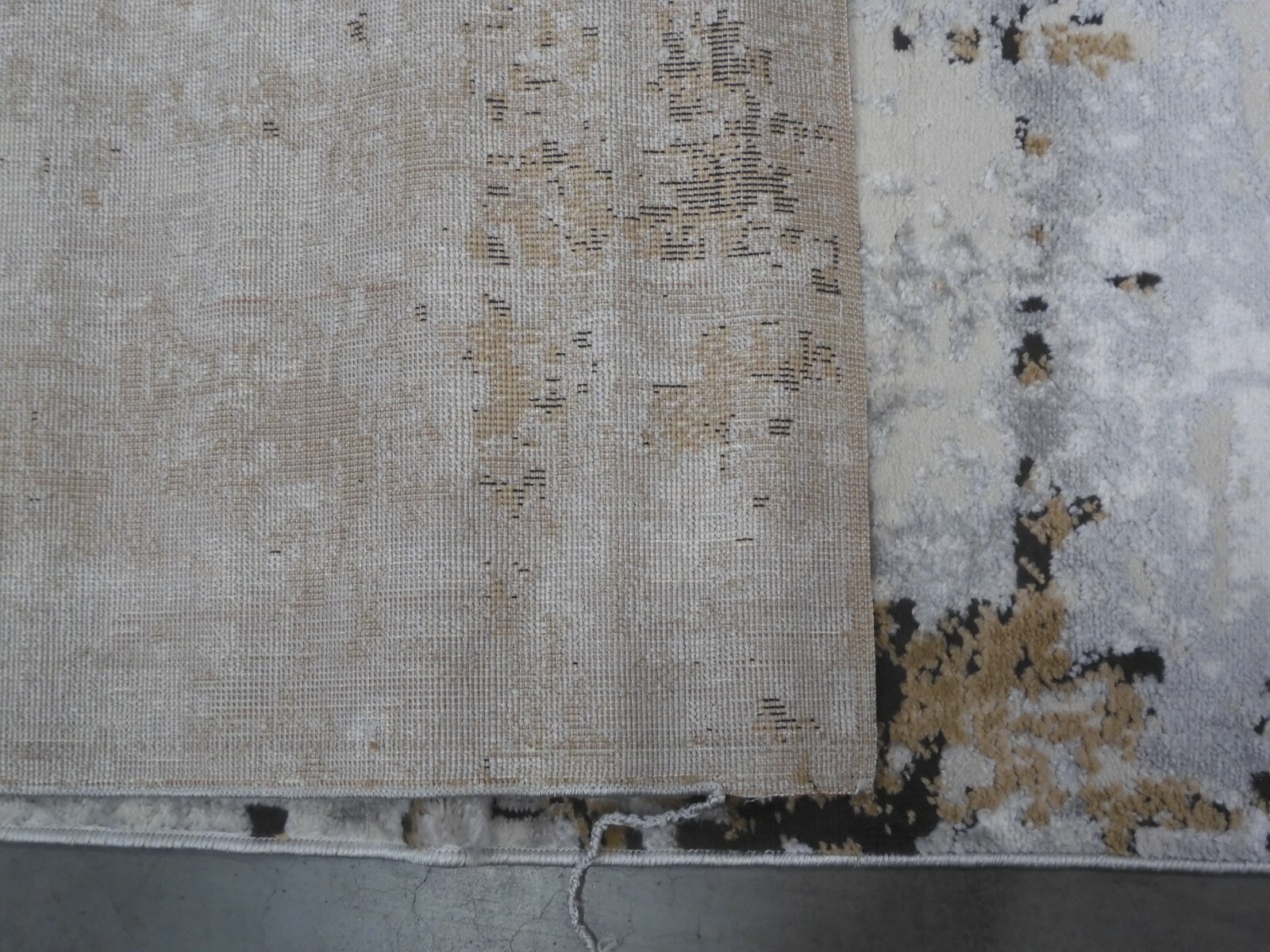 GREY / GOLD 8′ X 10′ Damaged Binding Rug, Reduced Price 1172625034 SHV723G-8