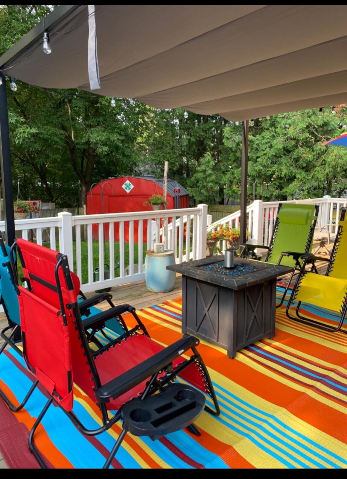 6′ x 9′ Patio rug Outdoor Rv mat stripes reversible waterproof Used-Photography