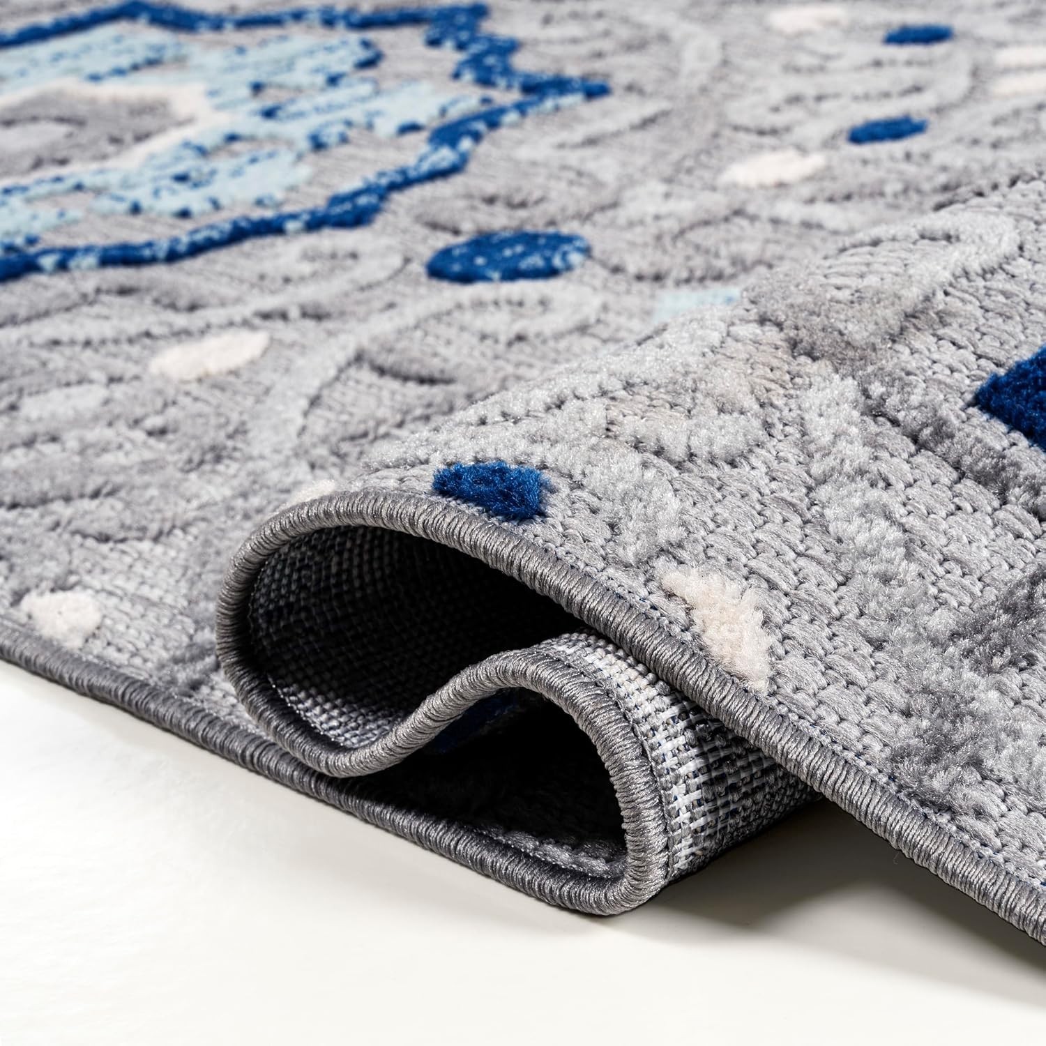 Pet-Friendly Medallion Rug 3’X5′ – Stain Resistant Indoor/Outdoor Blue/Gray