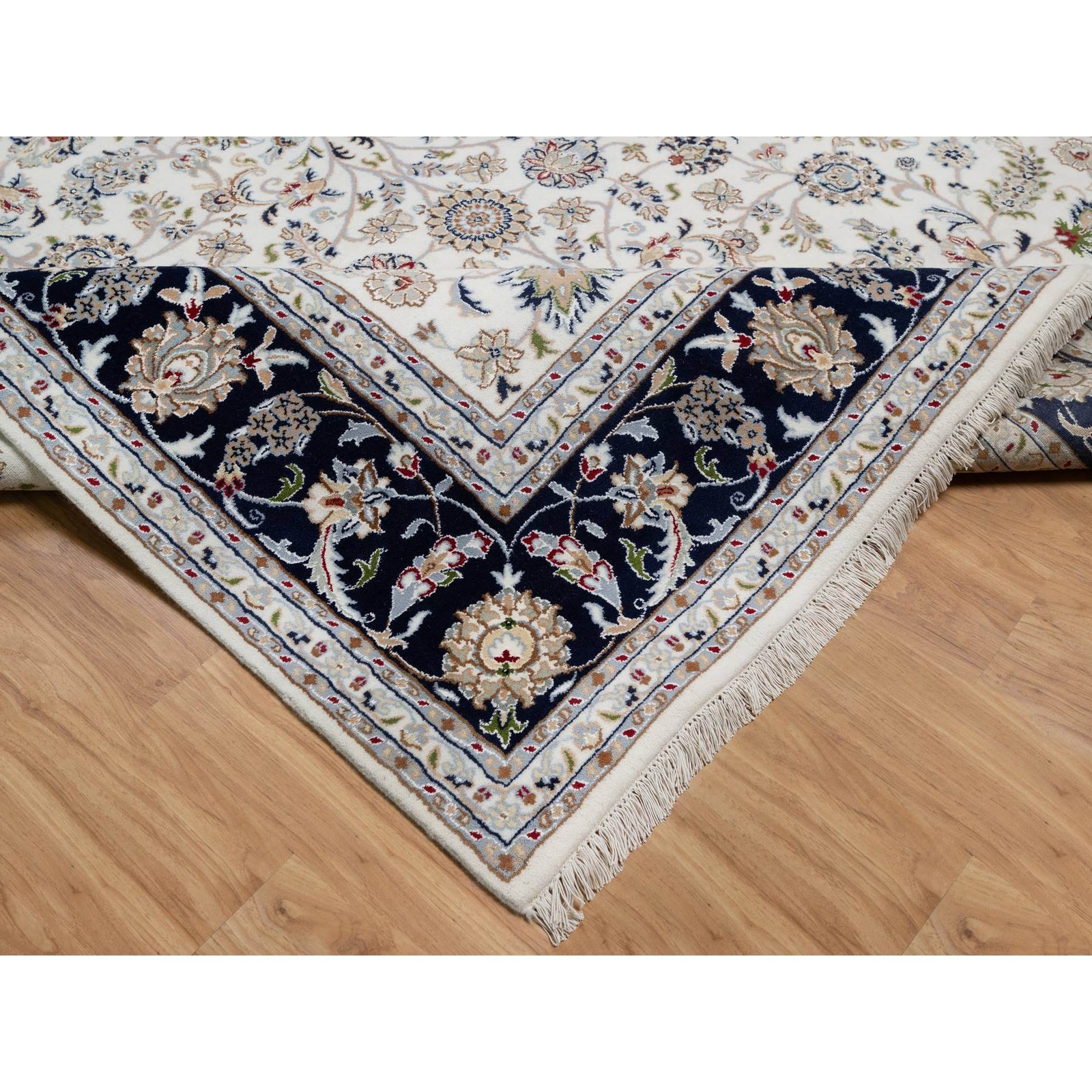 7’9″x7’9″ White Nain Flower Design Wool and Silk Hand Knotted Square Rug R91058