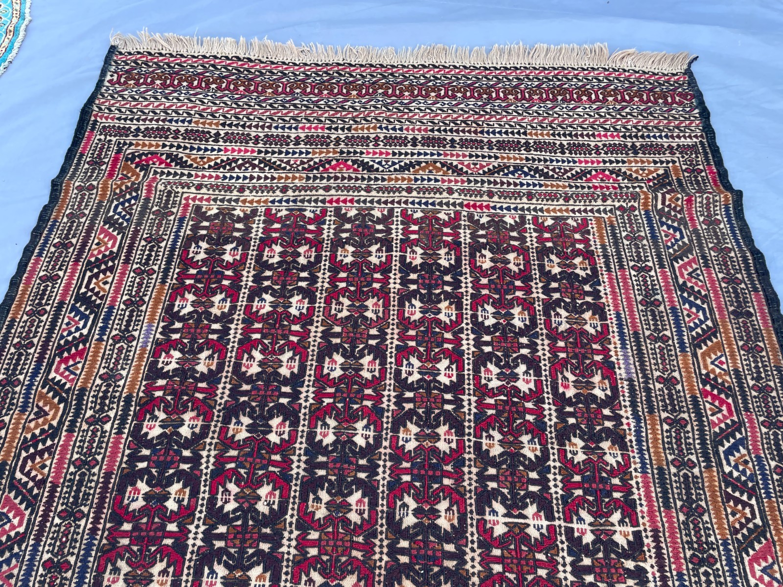 4×5 Decorative Soumak Rug Handwoven Tribal Wool Geometric Flatweave Carpet.